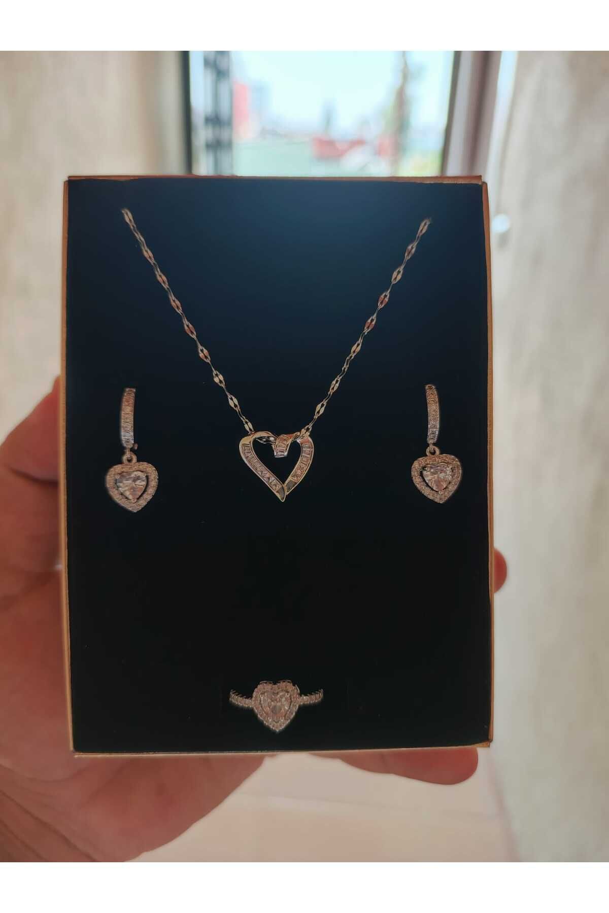 JUPİTER HOME Çelik Küpe Yonca Kolye Ve Yüzük Setti Arkadaşa Sevgiliye Dogum Günü Hediyesi