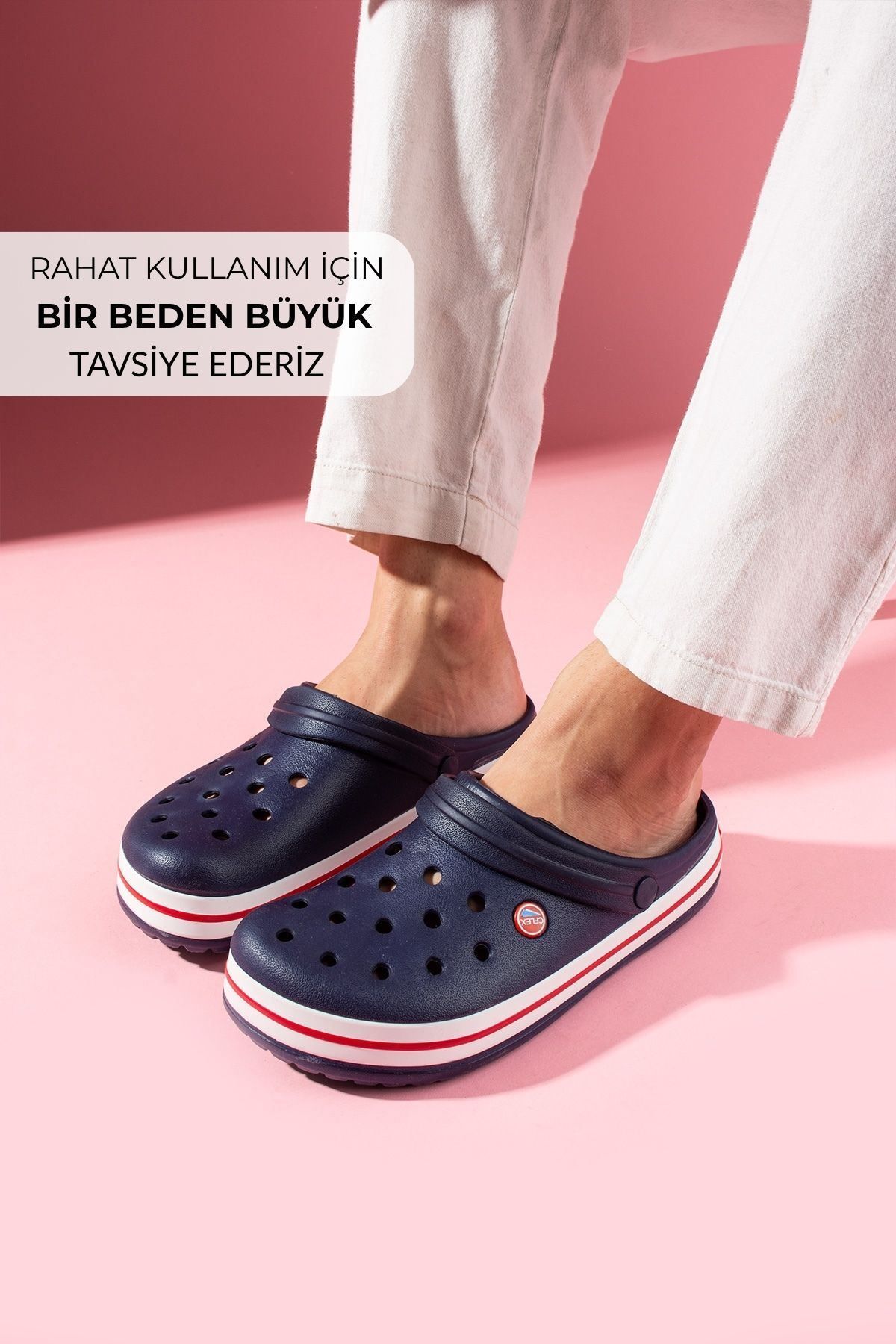 FUGA MODA Stefan Lacivert Delikli Poliüretan Önü Kapalı Islak Zemin Erkek Terlik ve Sandalet