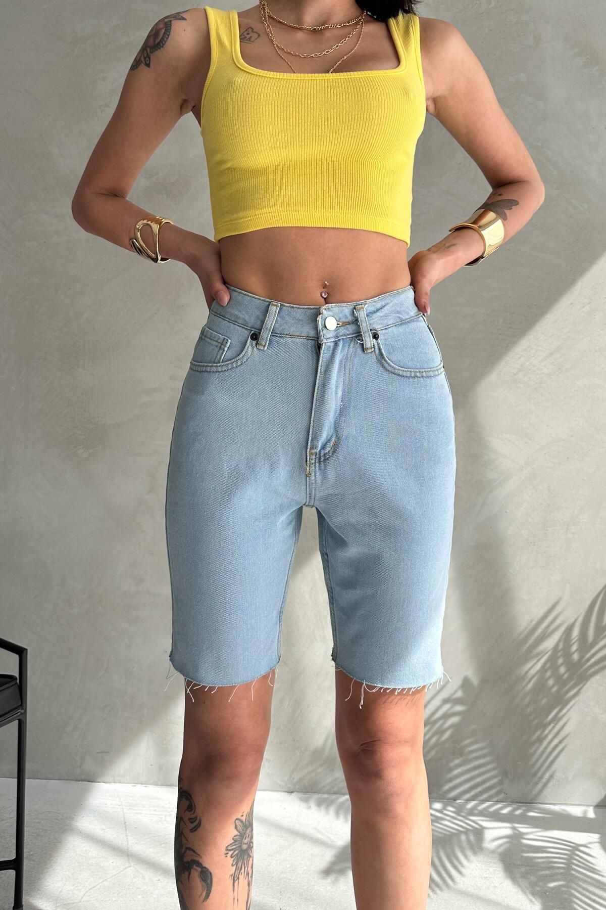 ZAROLİ Dizüstü Dikişsiz Düz Kesim Denim Şort