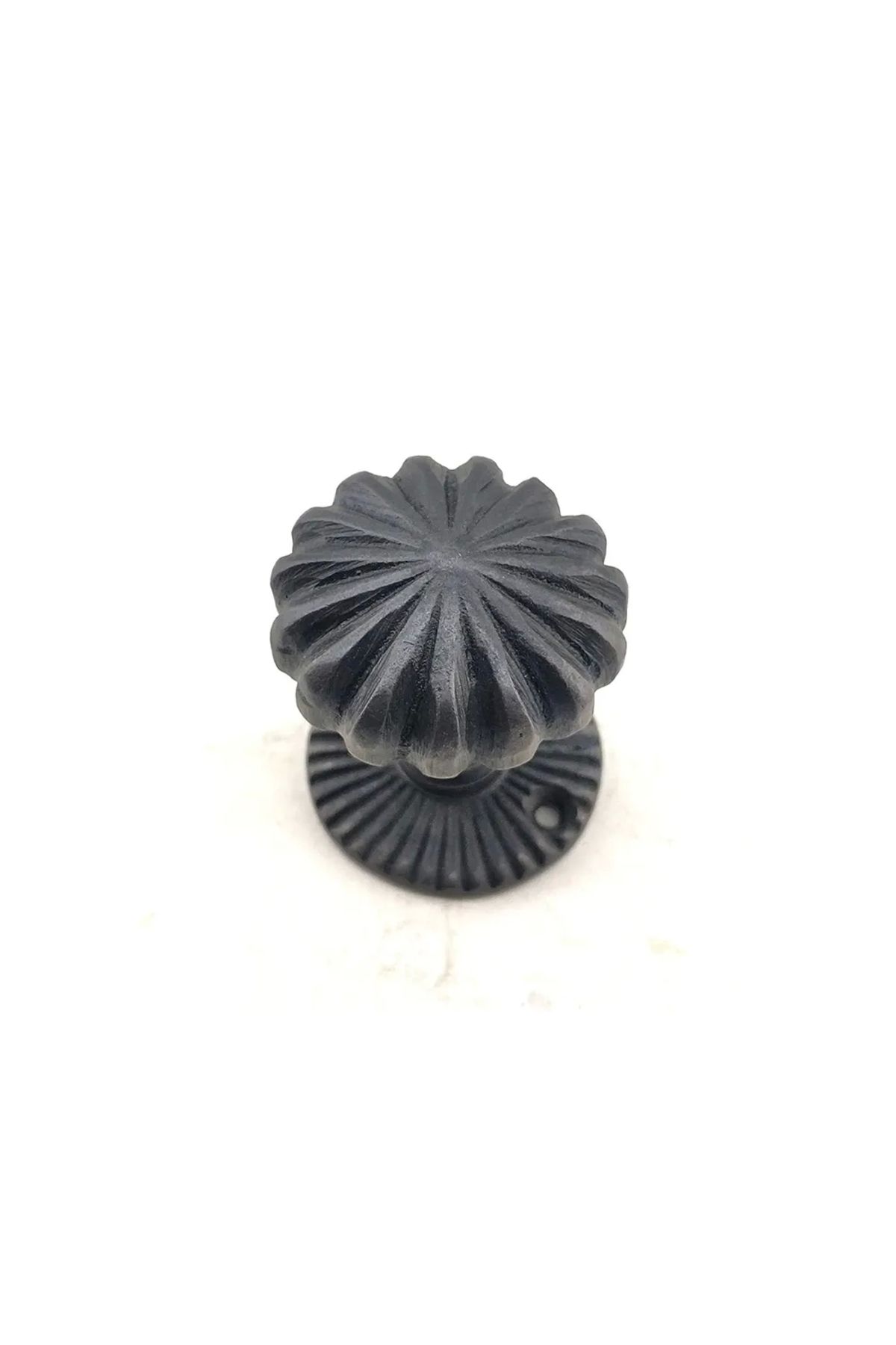 No8 Home Antika Tarz Dekoratif Pirinç Açarlı Kapı Babası - 50mm, Oksit