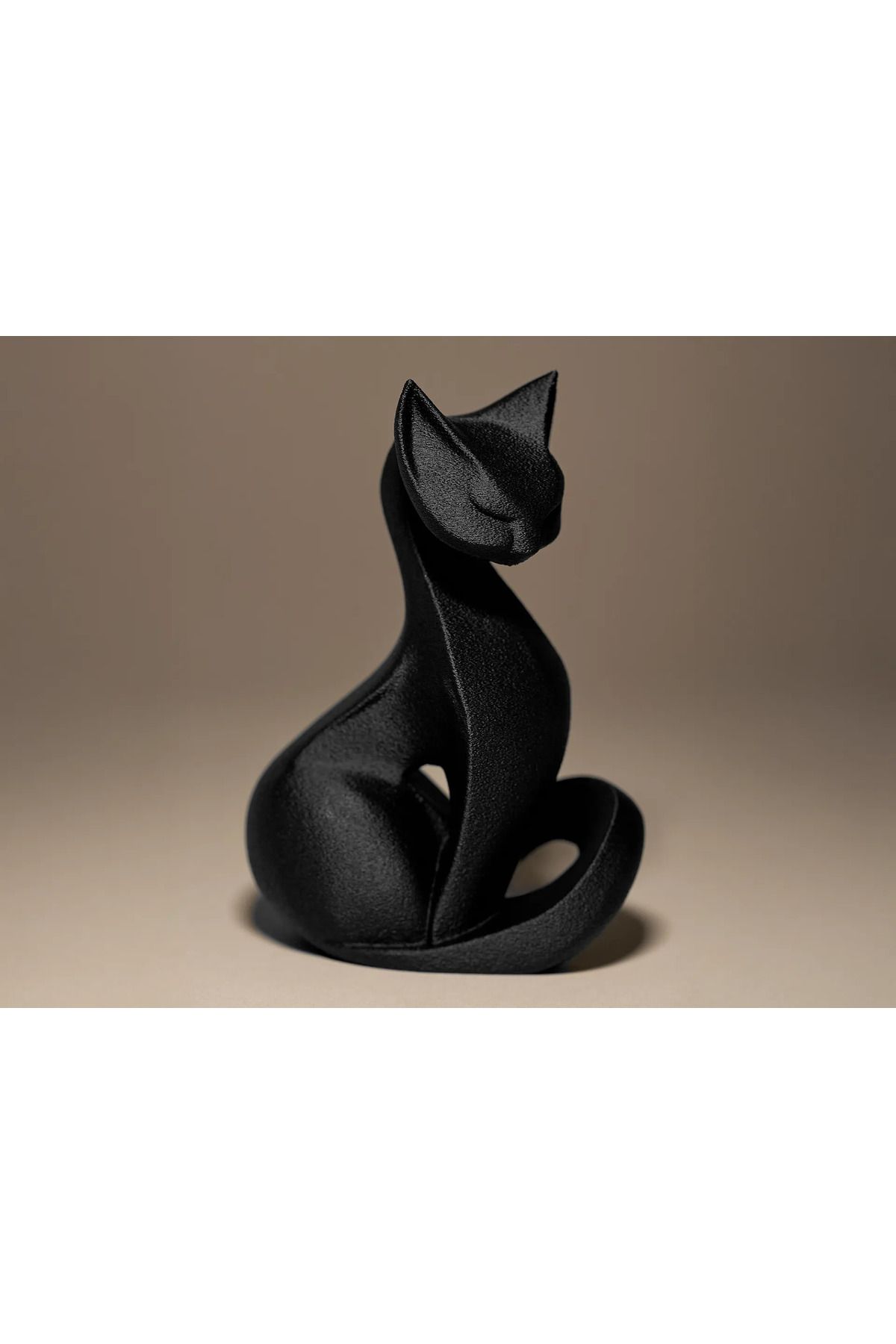 By Özdemir Şık ve Modern Kedi Dekoru
