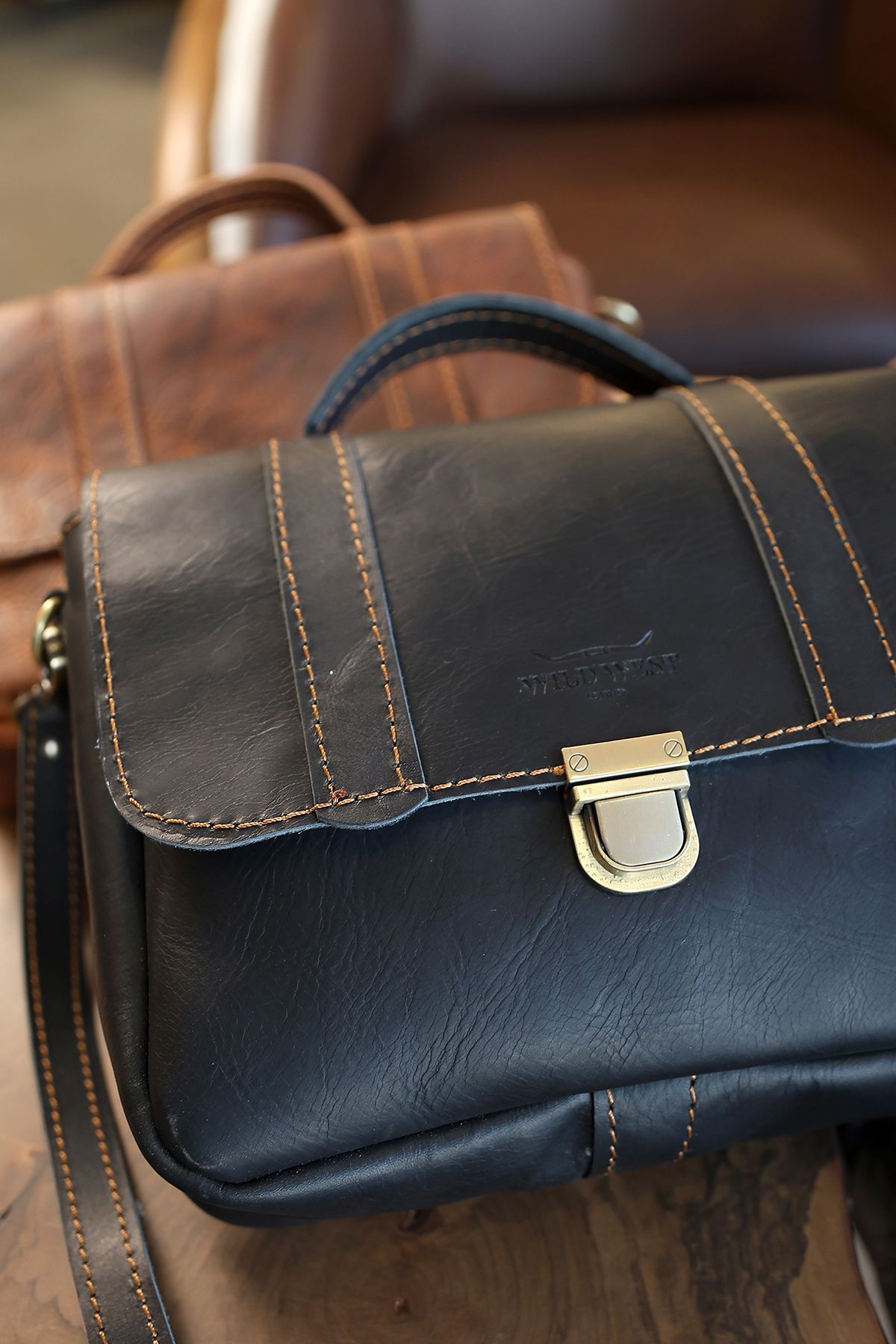Wild West Crafted Post Bag Small Postacı Çantası