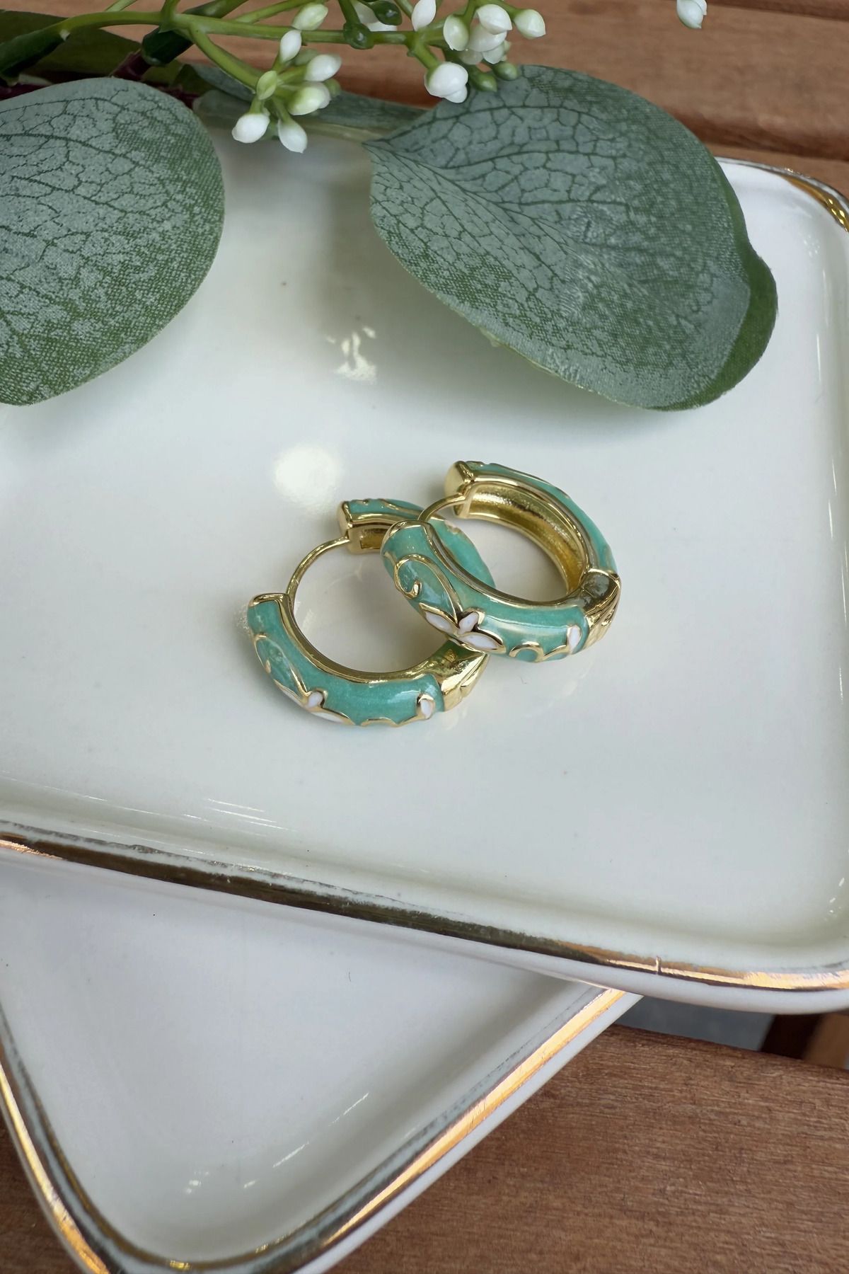 AURA ATELIER 14K Altın Kaplama Su Yeşili Mineli Mina Küpe