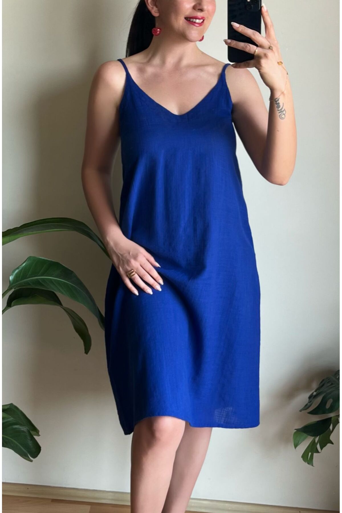 Butik SIRT DETAY KETEN ELBİSE