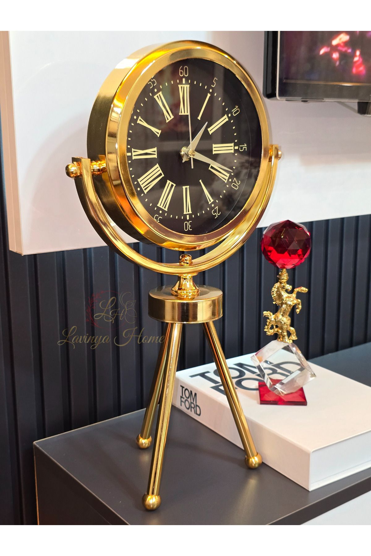 LH Lavinya Home Saat Tripod Ayaklı Gold Metal Masa Üstü 45x26 cm | Dekoratif Lüks Tasarım