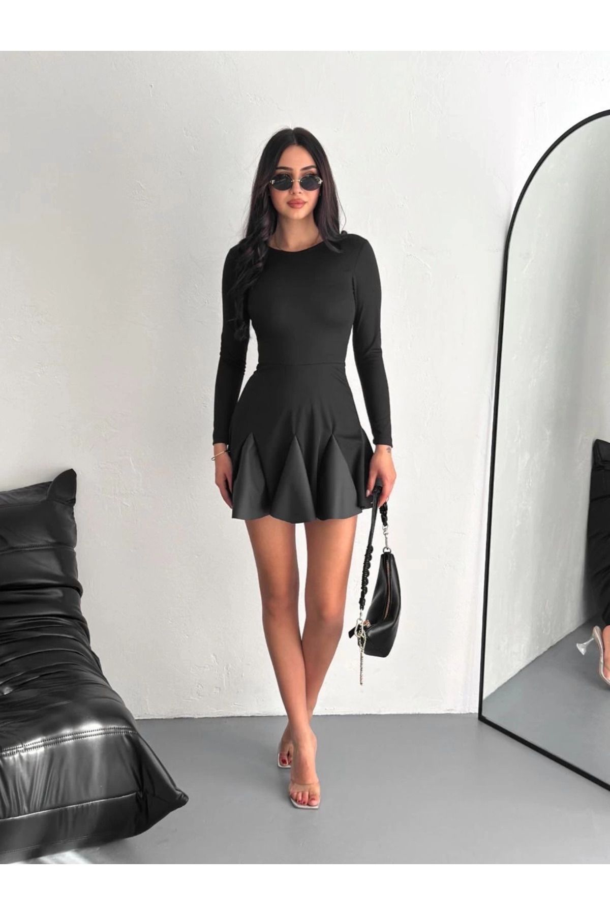 veira Eteği Kloş Crep Mini Elbise