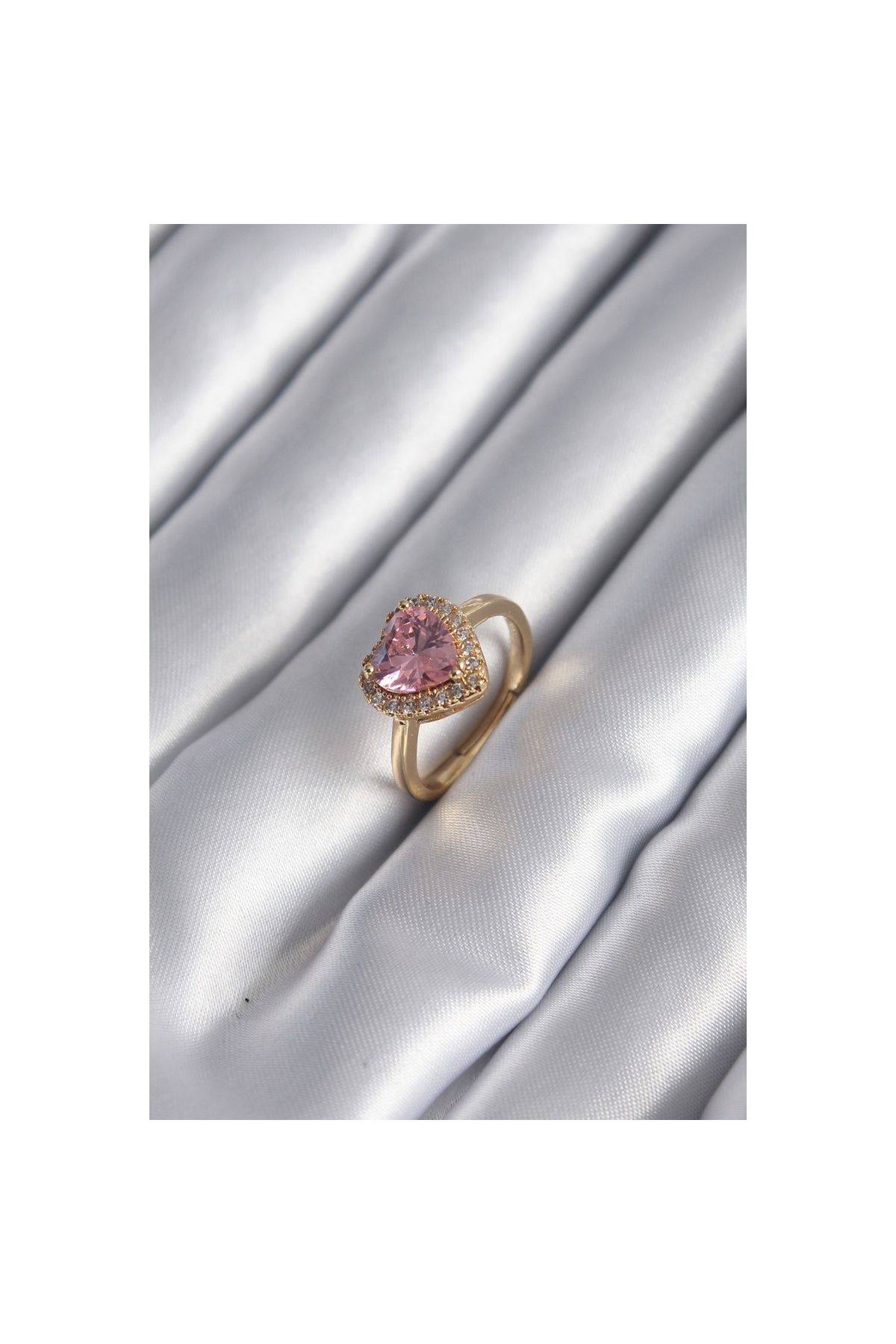 maarketim Pirinç Gold Renk Pembe Zirkon Taş Kalp Charm Model Kadın Yüzük