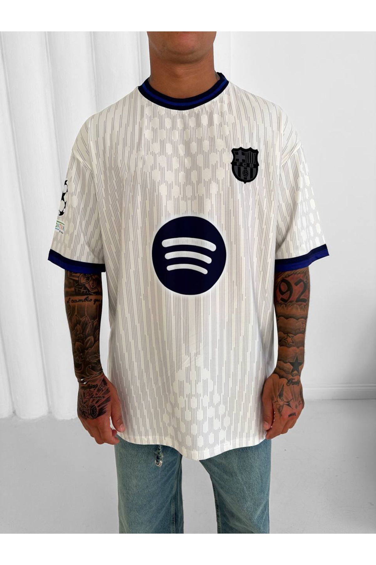 SENTİNEL WEAR BARÇA NAKIŞLI OVERSIZE KONSEPT T-SHIRT ( YÜKSEK KALİTE)
