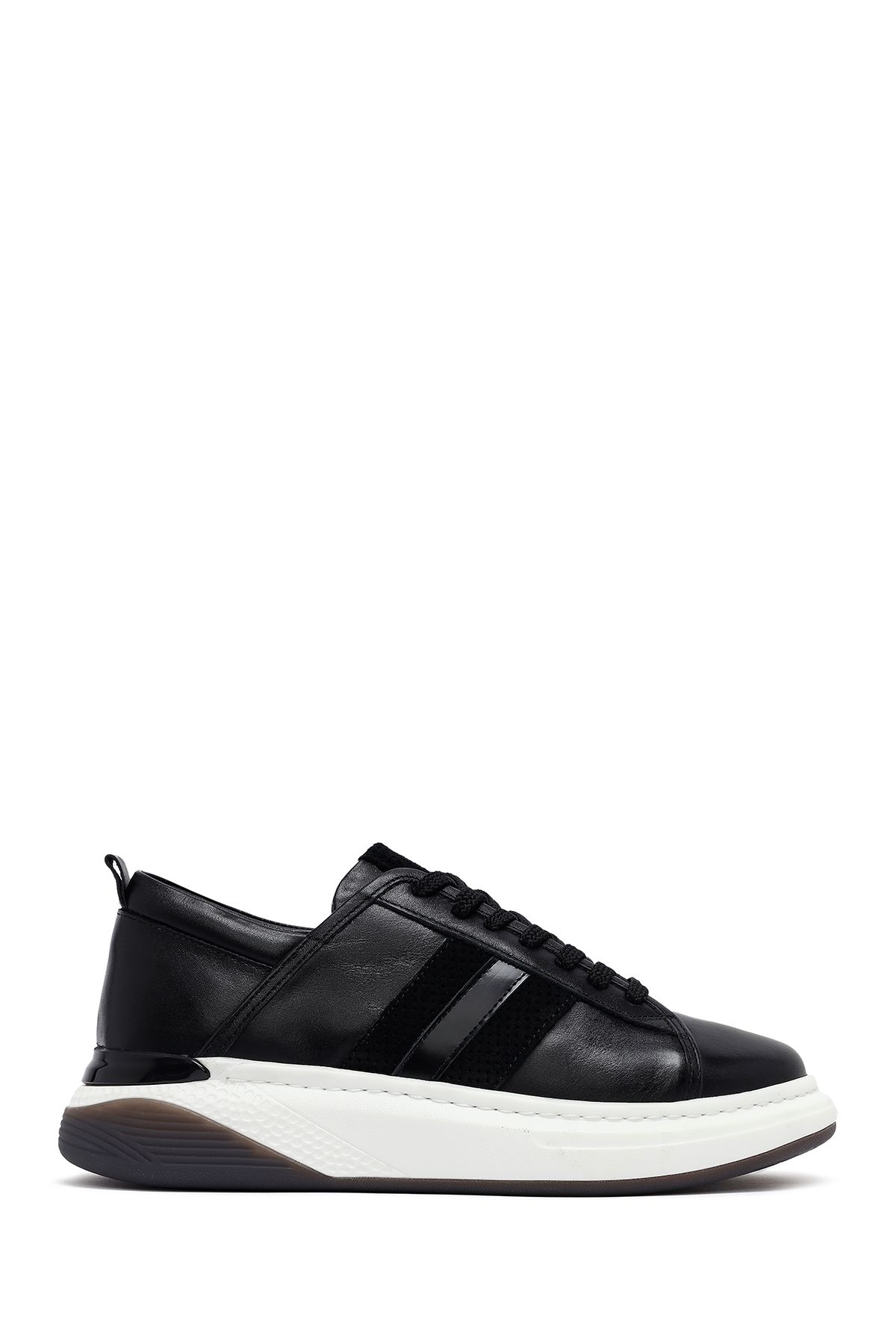 Derimod Erkek Siyah Bağcıklı Kalın Tabanlı Deri Sneaker 25SFD688518