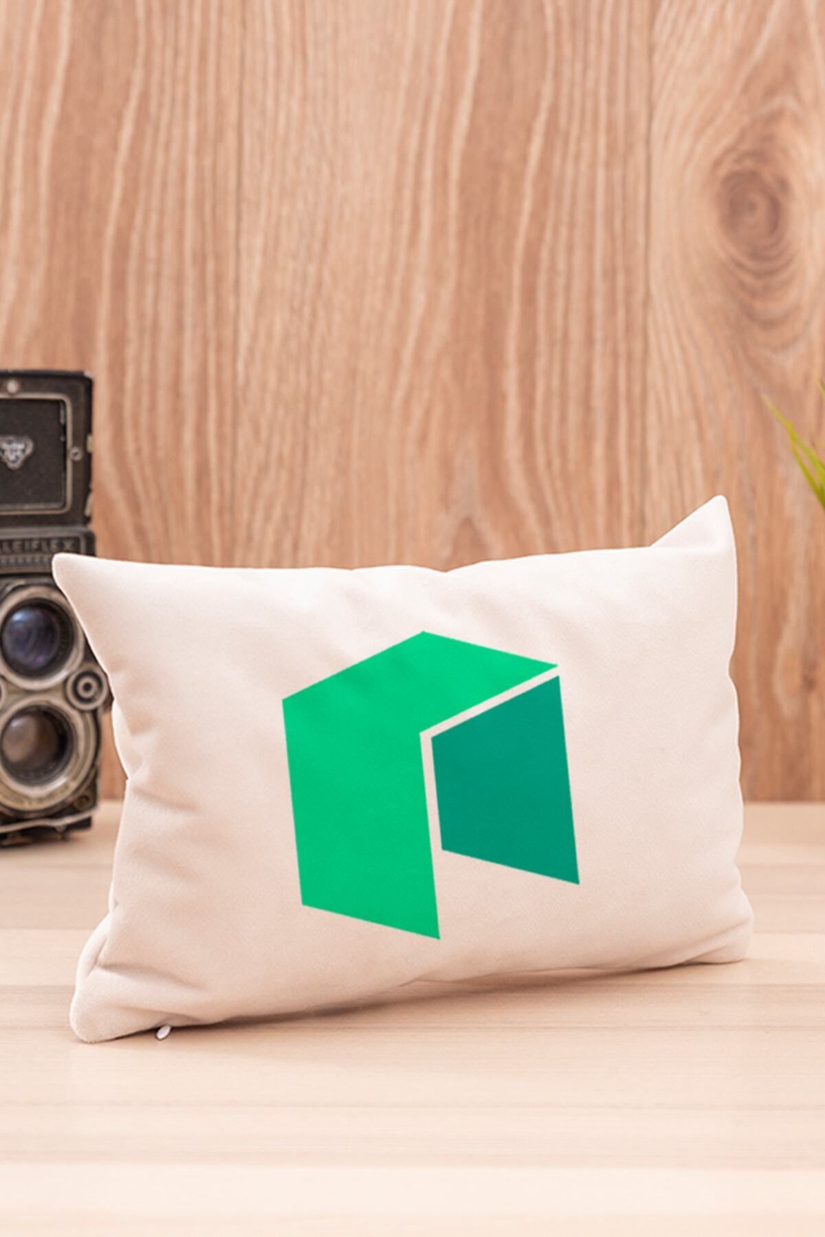 teknotrust Logolu Araç Boyun Yastığı, Konfor ve Şıklık Bir Arada