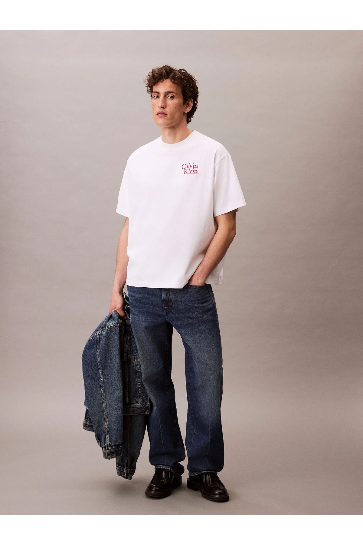 Calvin Klein Erkek Renkli Calvin Yazı Desen Kısa Kol Regular Fit Beyaz T-Shirt LV04RC808G-YAA