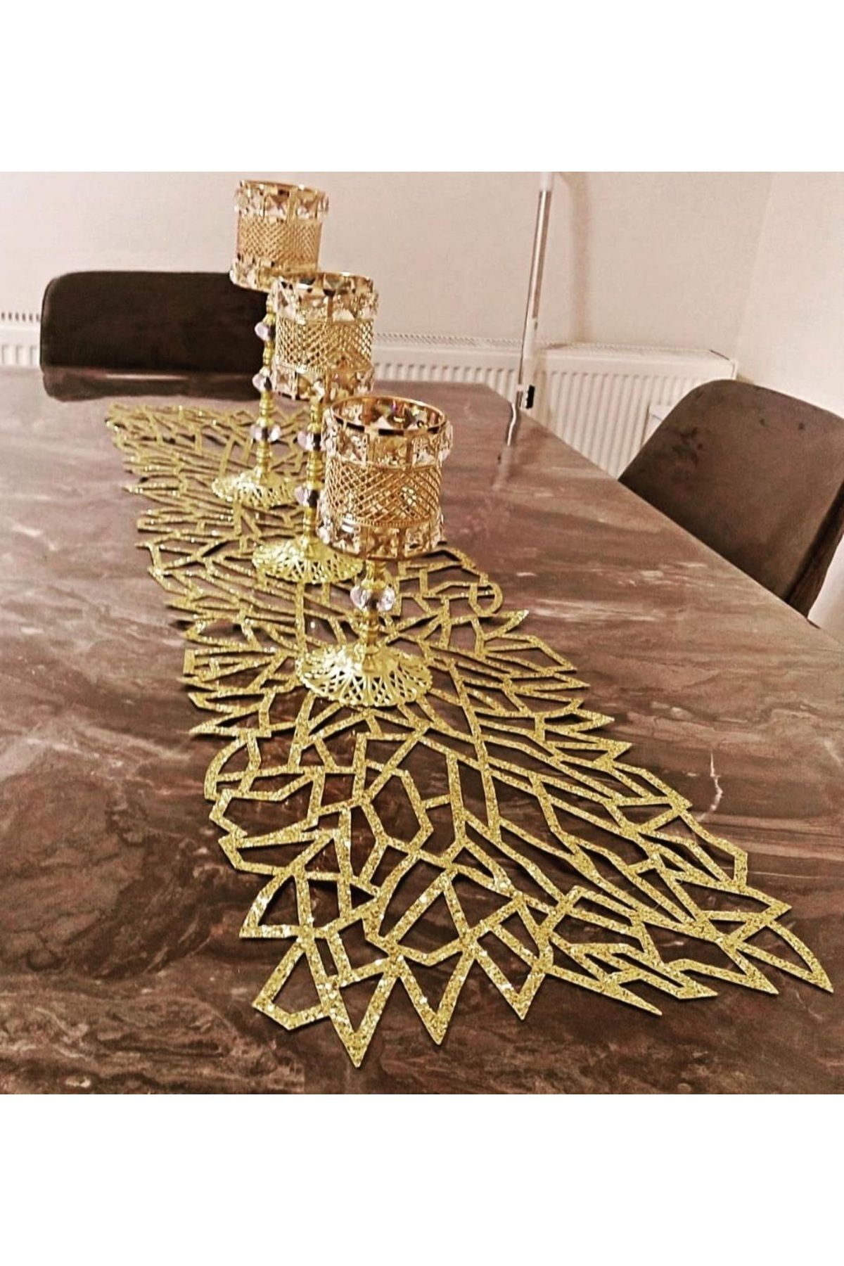Elioure Işıltılı Gold Masa Runnerı 120x33cm, Yaprak ve Çiçek Motifli, Hediye Paketli