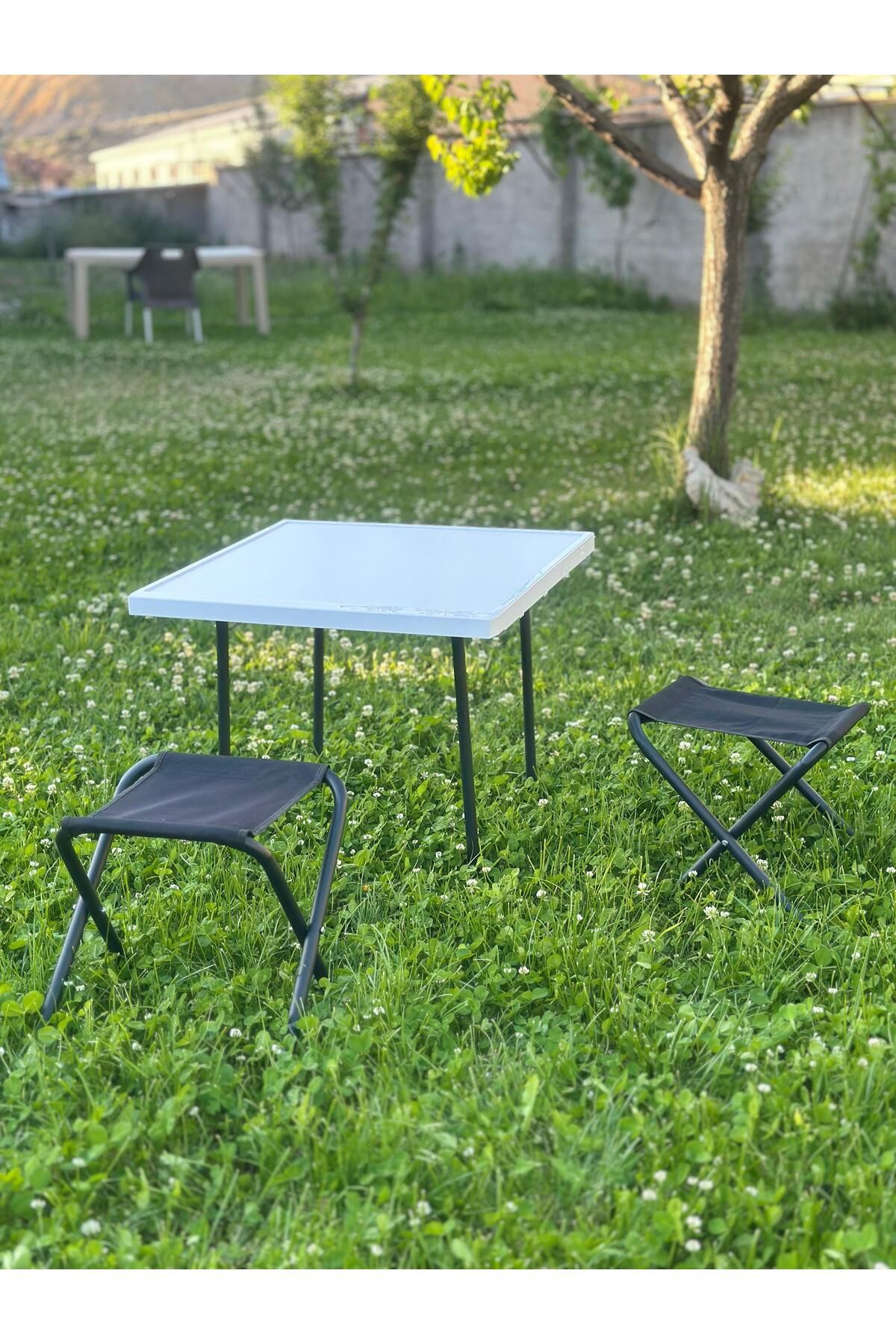 GÖKBAŞLAR 60×60 Cm Beyaz Katlanır Masa & Sandalye – Balkon, Bahçe, Kamp & Piknik Masası & Tabure Seti 2Li