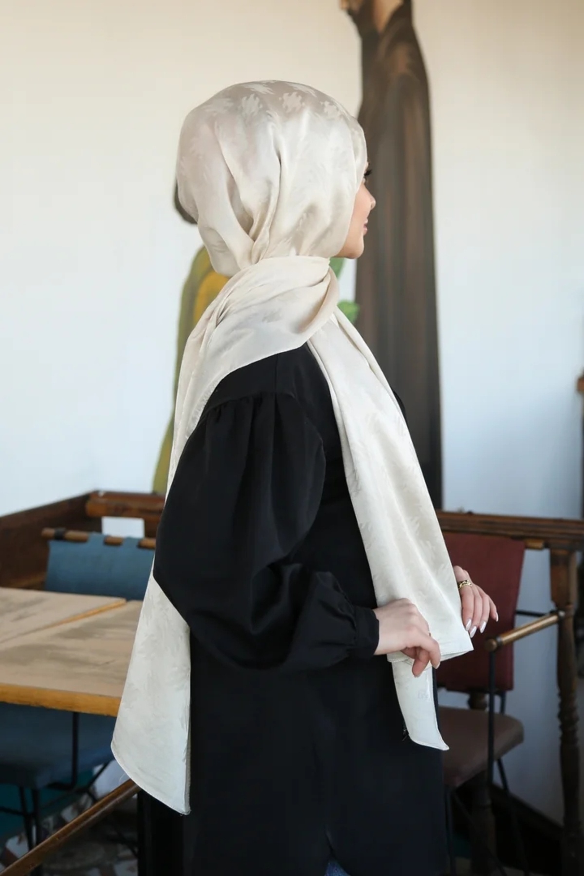 Armine-Trend Lyon Shawl 4 4