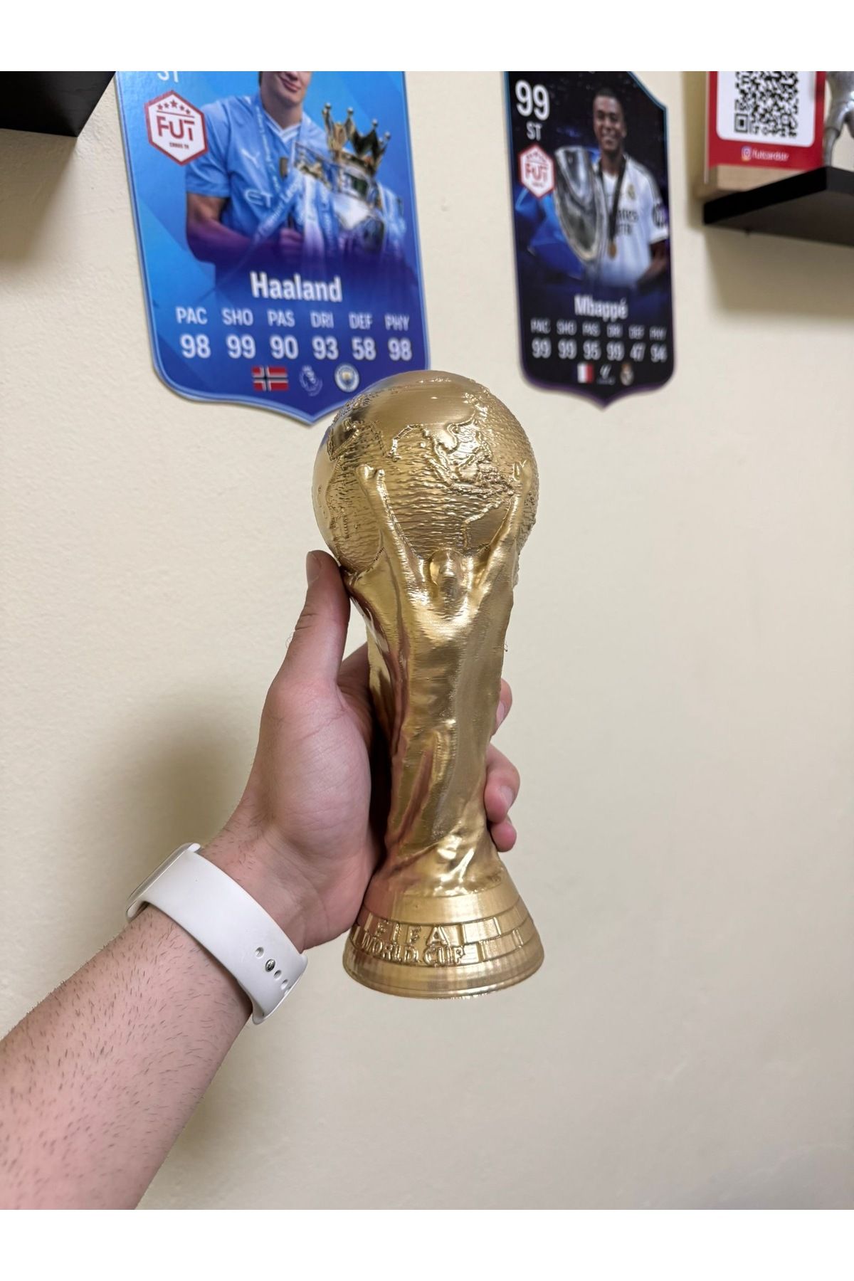 futcardstr DÜNYA KUPASI 20 CM