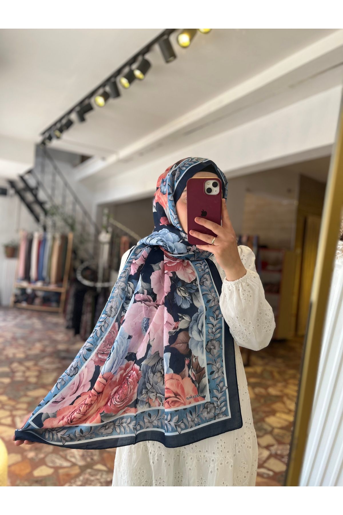 Neva Gül desen şal, kadın desenli şal