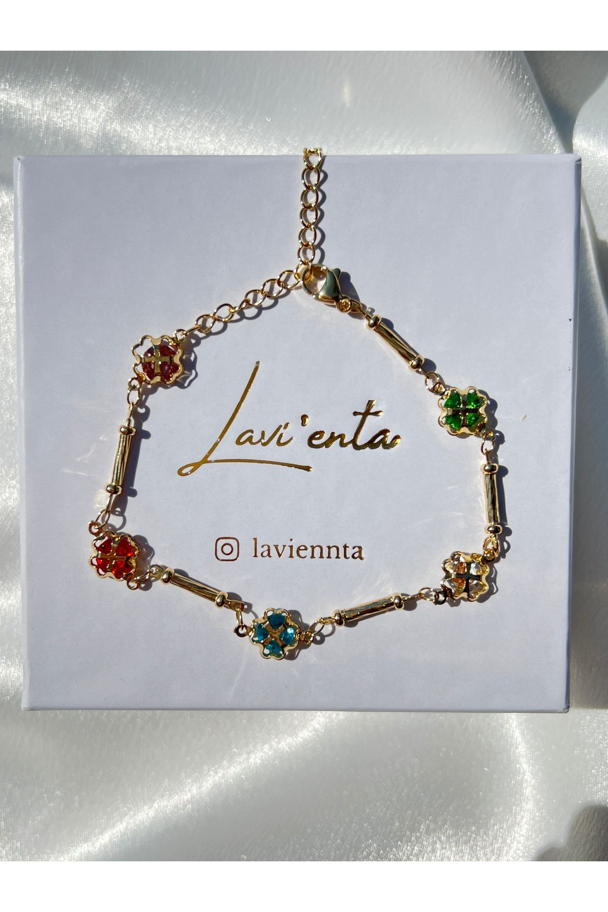Lavienta Çelik Renkli Zirkon Taşlı Çiçek Model 24 cm Bileklik