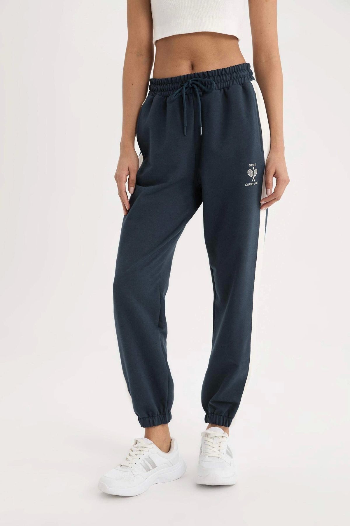 DeFacto D7138 Lacivert DeFactoFit Standart Fit Sporcu Jogger İnce Eşofman Altı Beli Bağcıklı Cepli B