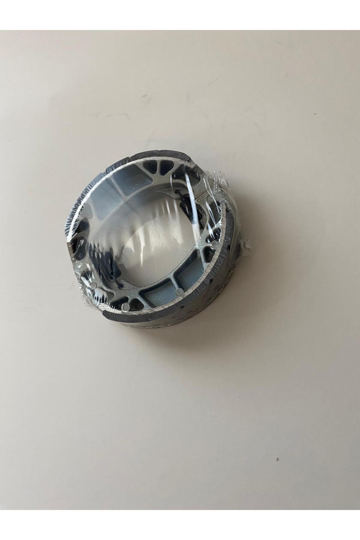 Arora Quantum 50 (125 Özel Seri) Arka Fren Balatası