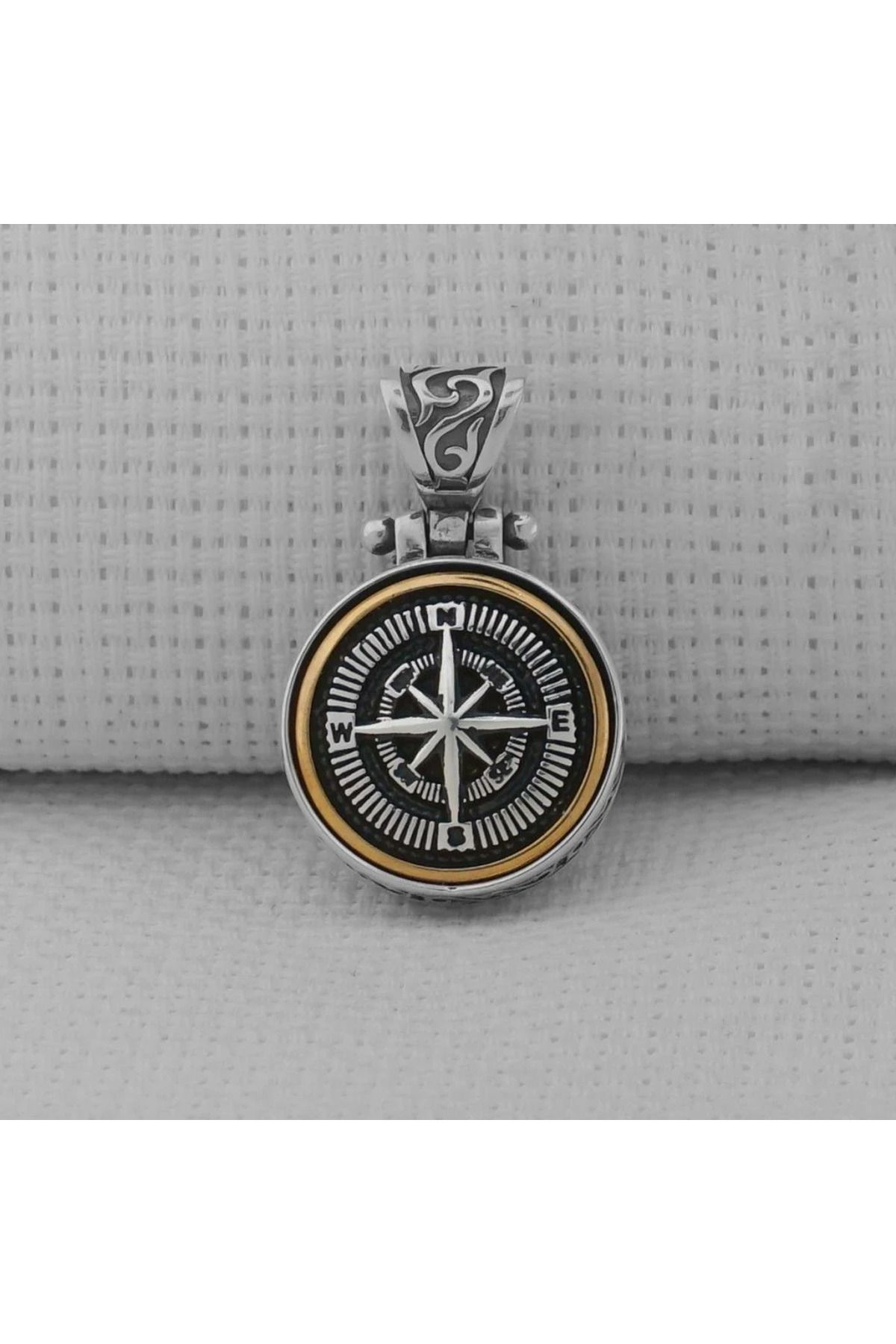 shop Pusula Tasarımlı Ortası Dönen 925 Ayar Gümüş Erkek Kolyesi Ucu