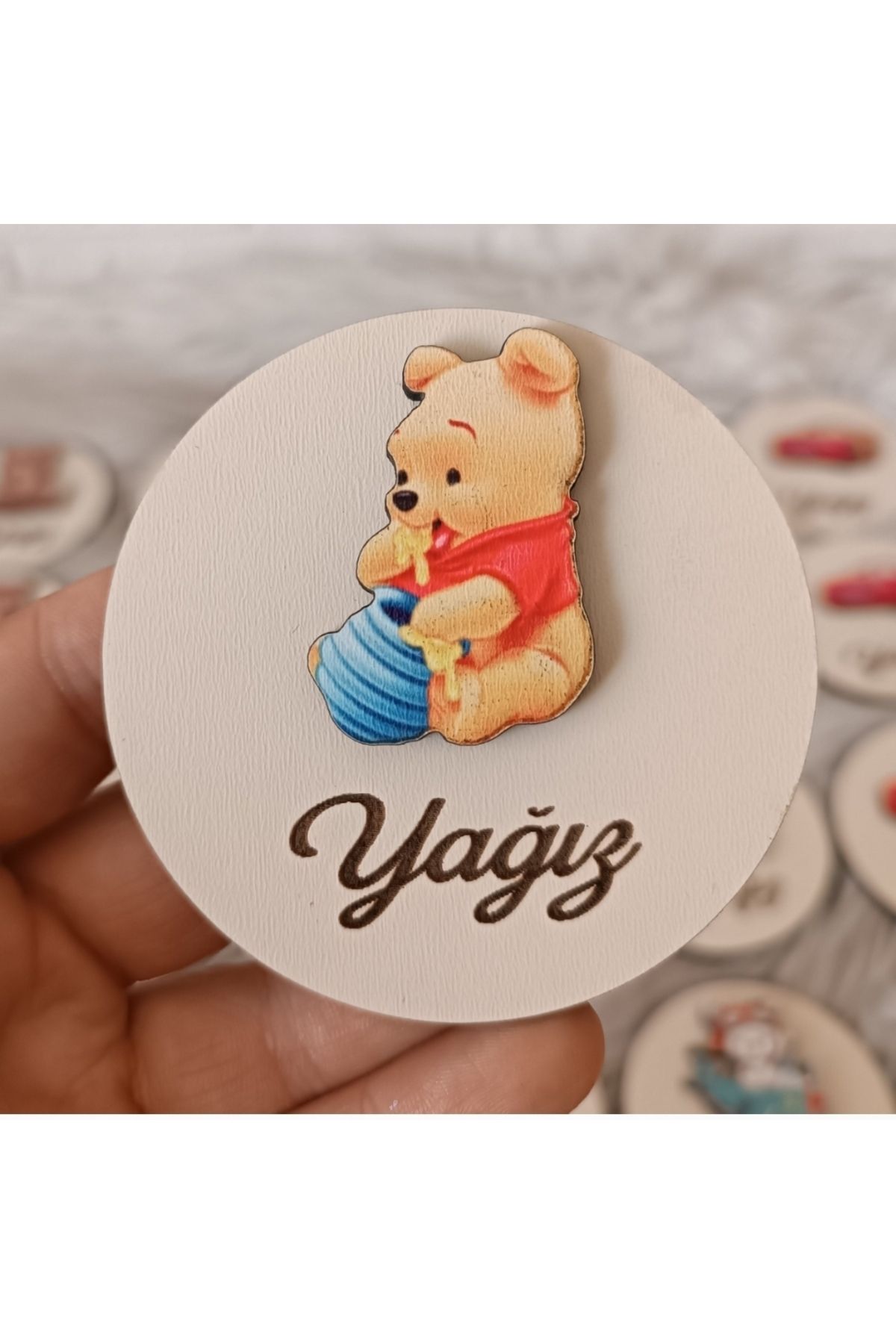 Doğrukan Hediyelik Winnie the pooh figürlü ahşap yenidoğan doğum günü hediyelik magnet(10 adet)