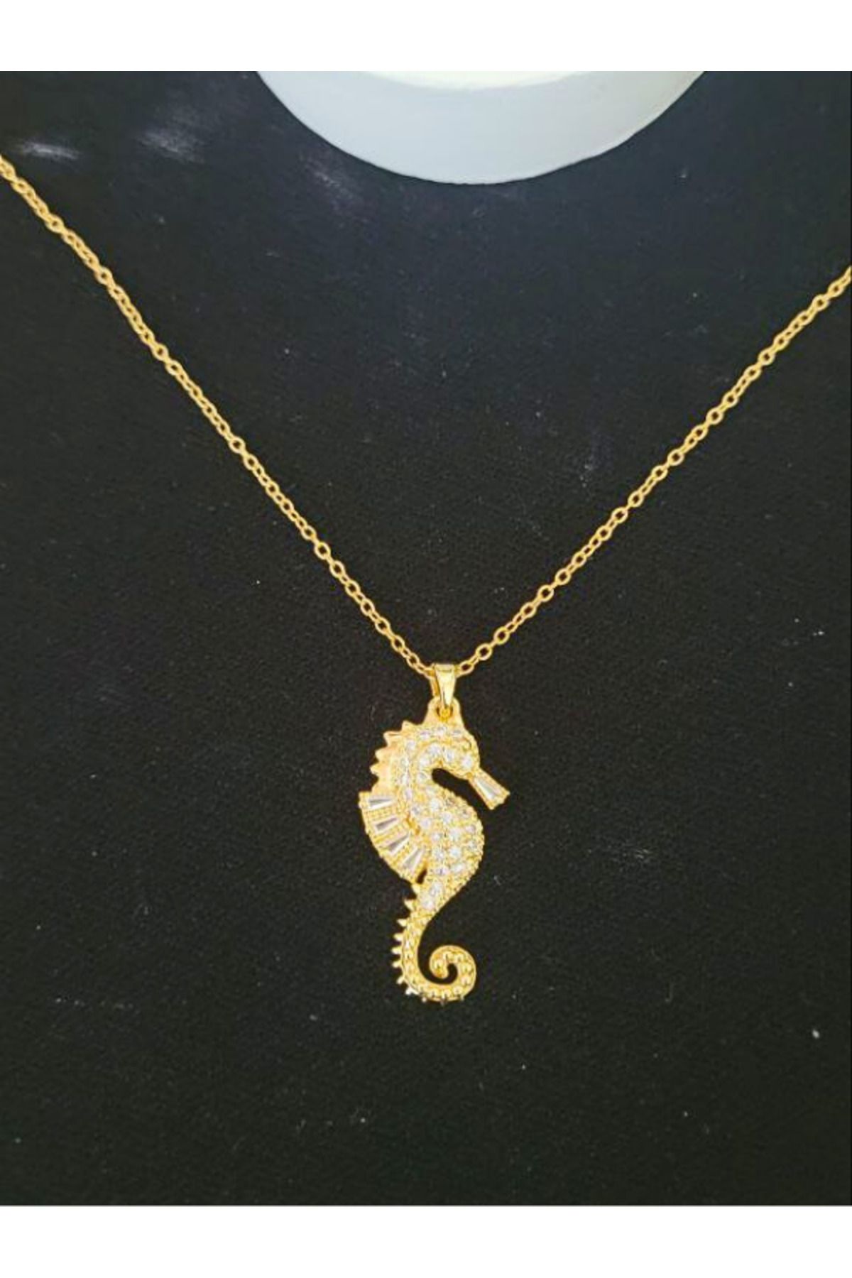 Gold Pırlanta Bijuteri Zirkon Taşlı Gold Renk Denizaltı Figürlü Çelik Kolye