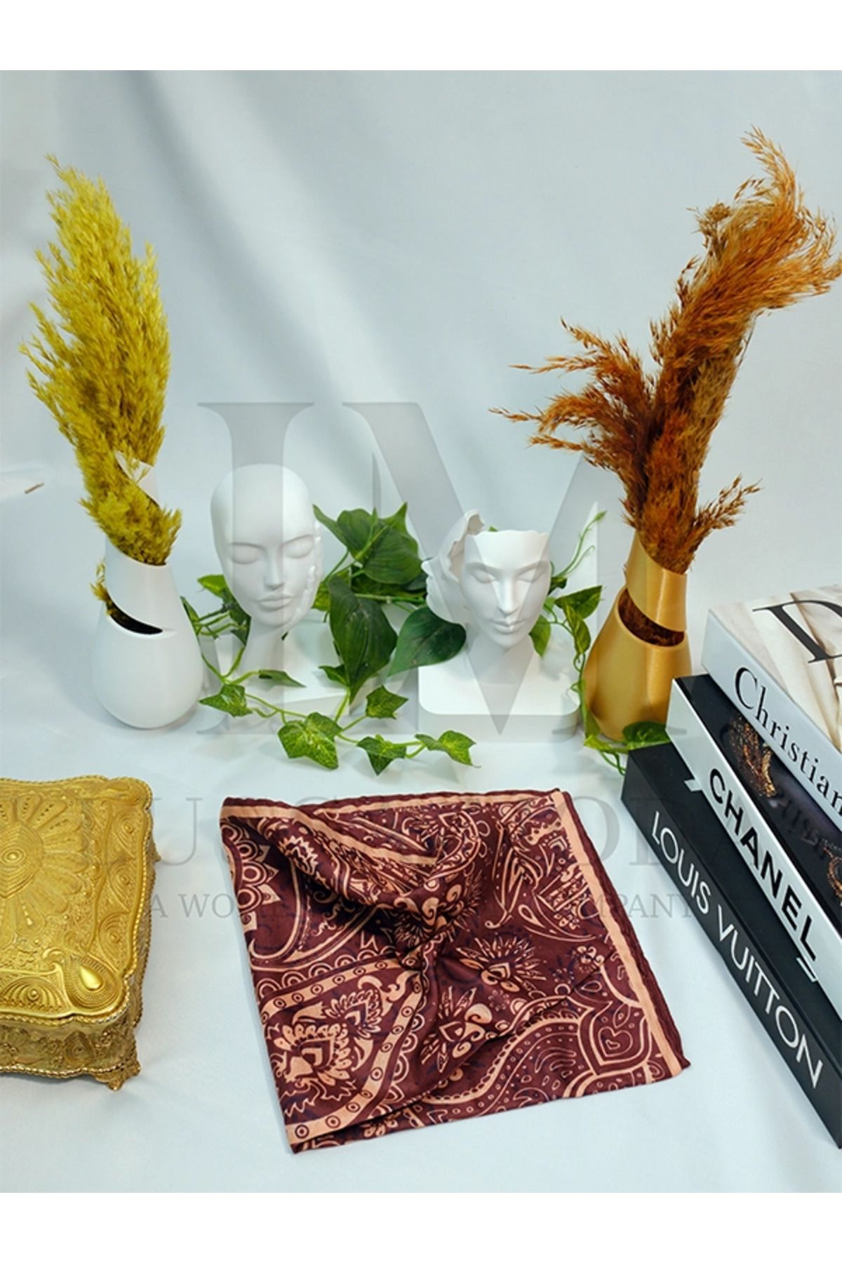 LUSSAMODA SOFT PAMUKLU DESENLİ EL DİKİŞ EŞARP