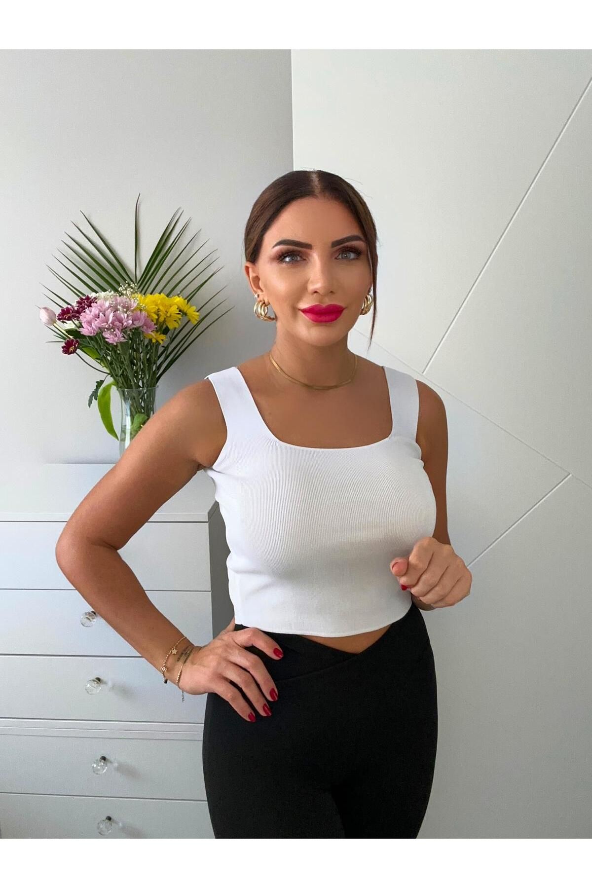 sterktekstil Kadın Kalın Askılı Düz Renk Crop T-Shirt