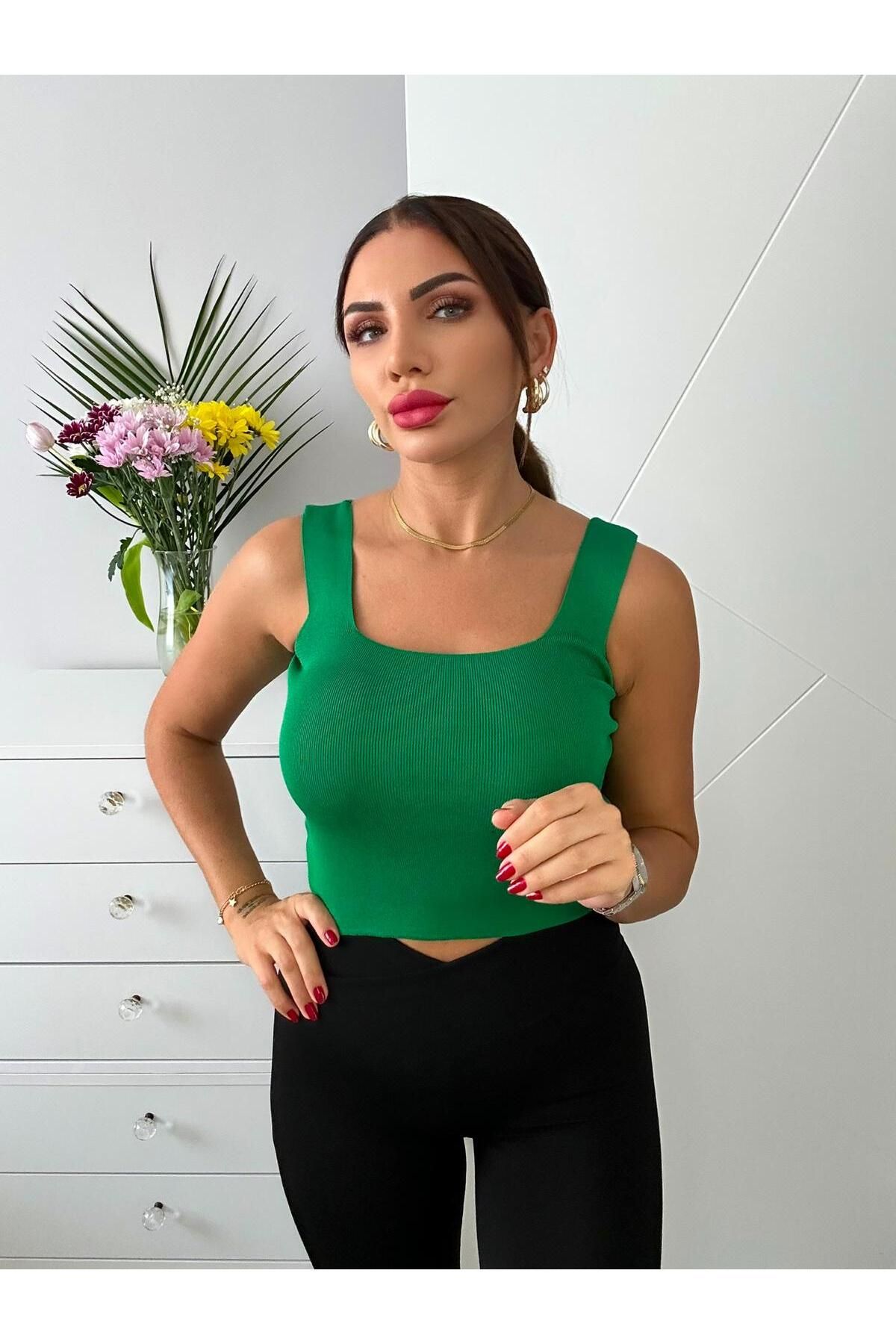 sterktekstil Kadın Kalın Askılı Düz Renk Crop T-Shirt