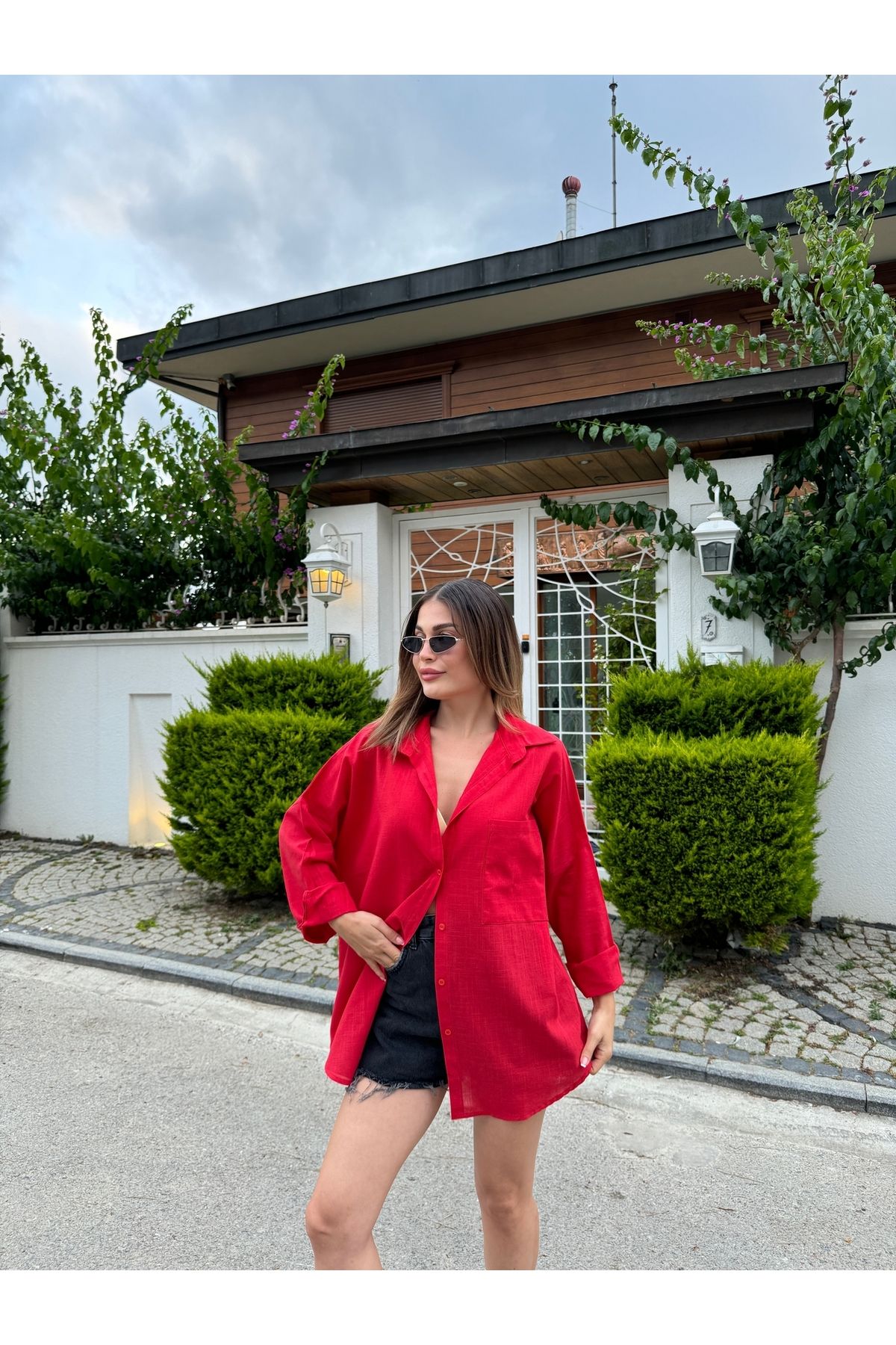 HW Hills Woman Kadın Kırmızı Renk tek cepli %100 keten oversize gömlek