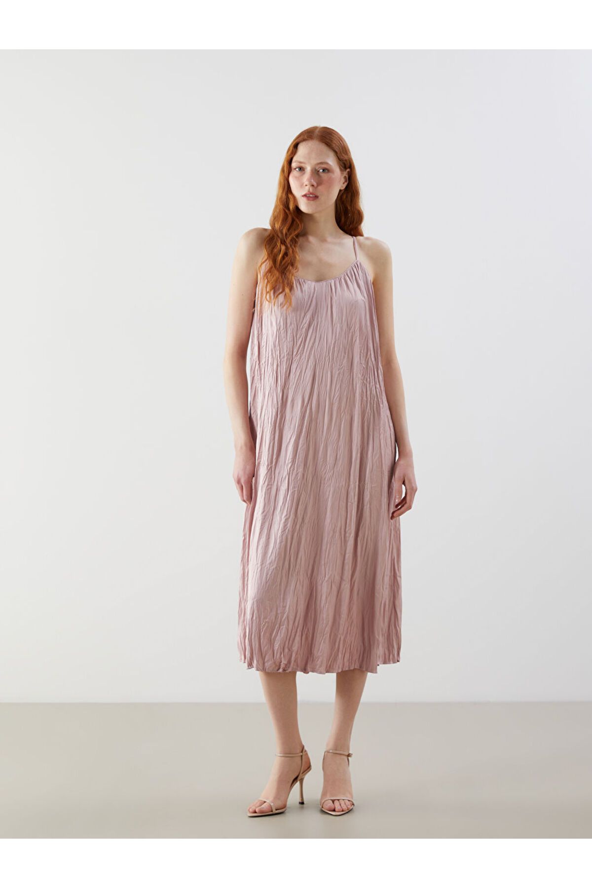 LC Waikiki Pembe V Yaka Saten Kadın Elbise