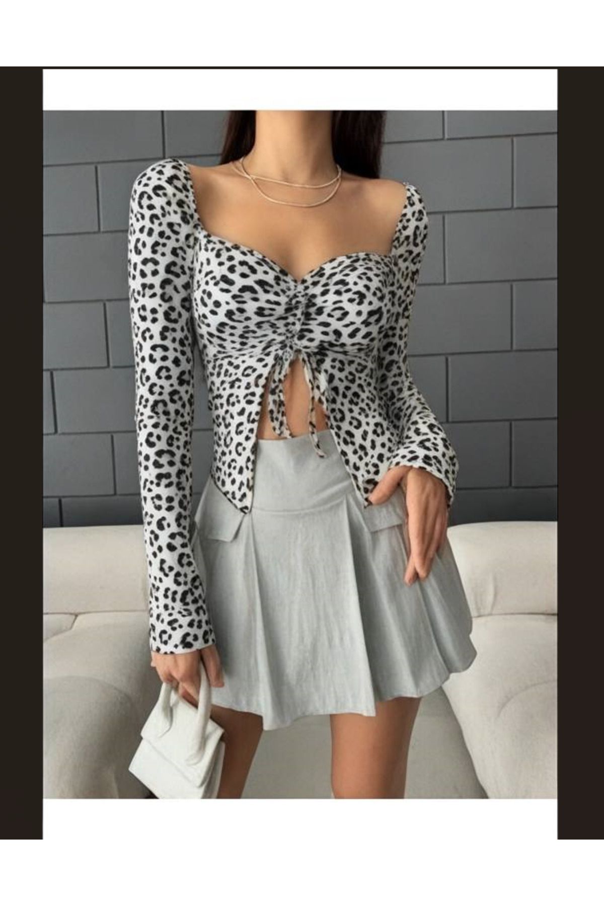 MODA Bluz - Büzgülü Desenli Bluz - K.leopar Desenli