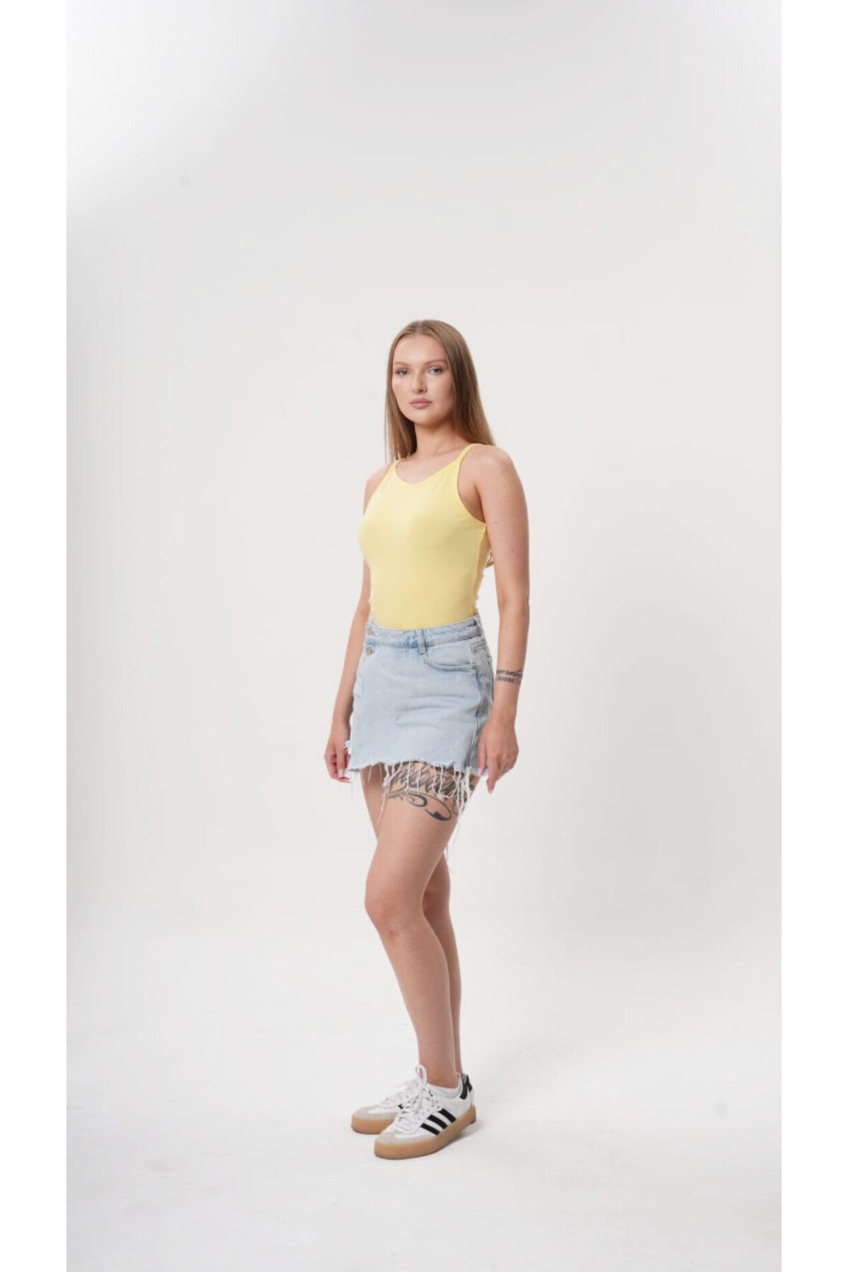 femmes fraiches Femmes Basic Askılı Fitted Bluz