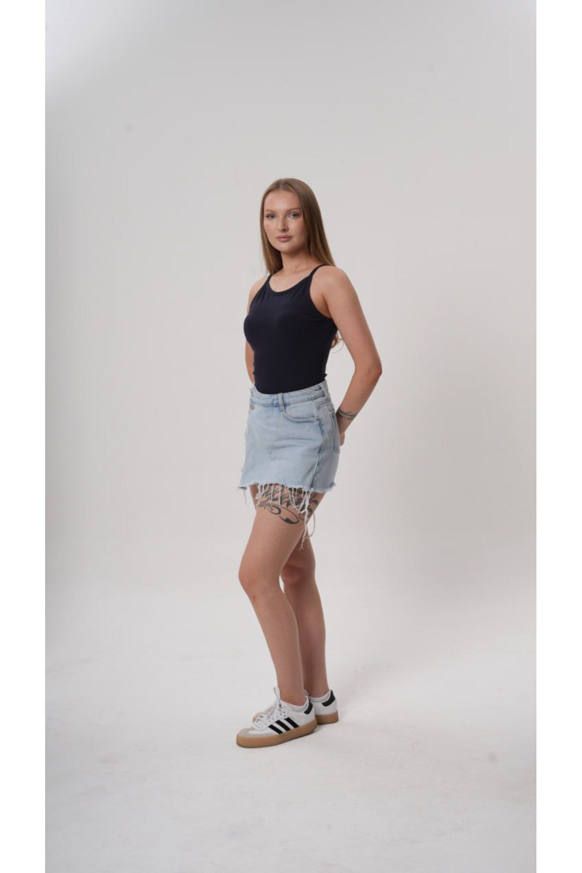 femmes fraiches Femmes Basic Askılı Fitted Bluz