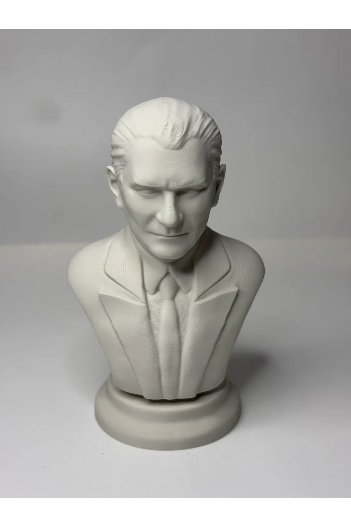 Atatürk-Büste 15 cm – 3D-gedruckte Skulptur-Figur (Name kann geschrieben werden)
