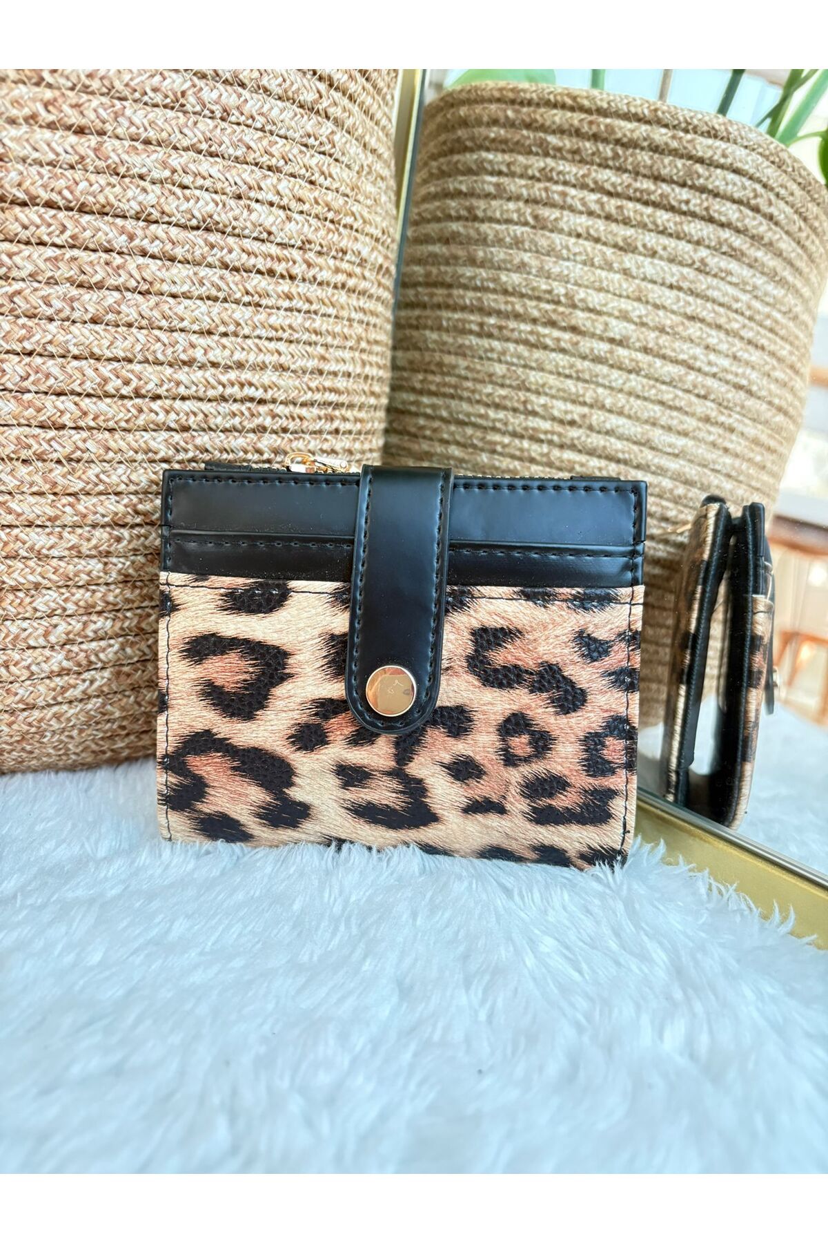 Z&M COLLECTION BAG SHOPPİNG Kapitone Detaylı Orta Boy Çıtçıt Kapamalı Fermuar(Bozuk Para) Bölmeli Cüzdan