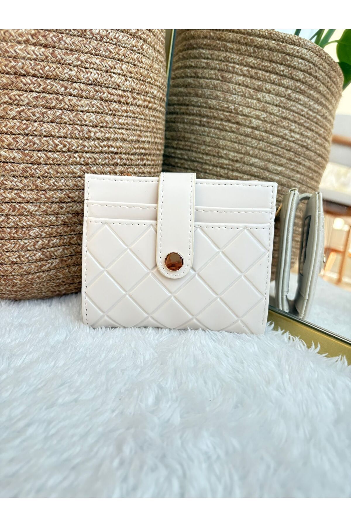 Z&M COLLECTION BAG SHOPPİNG Kapitone Detaylı Orta Boy Çıtçıt Kapamalı Fermuar(Bozuk Para) Bölmeli Cüzdan