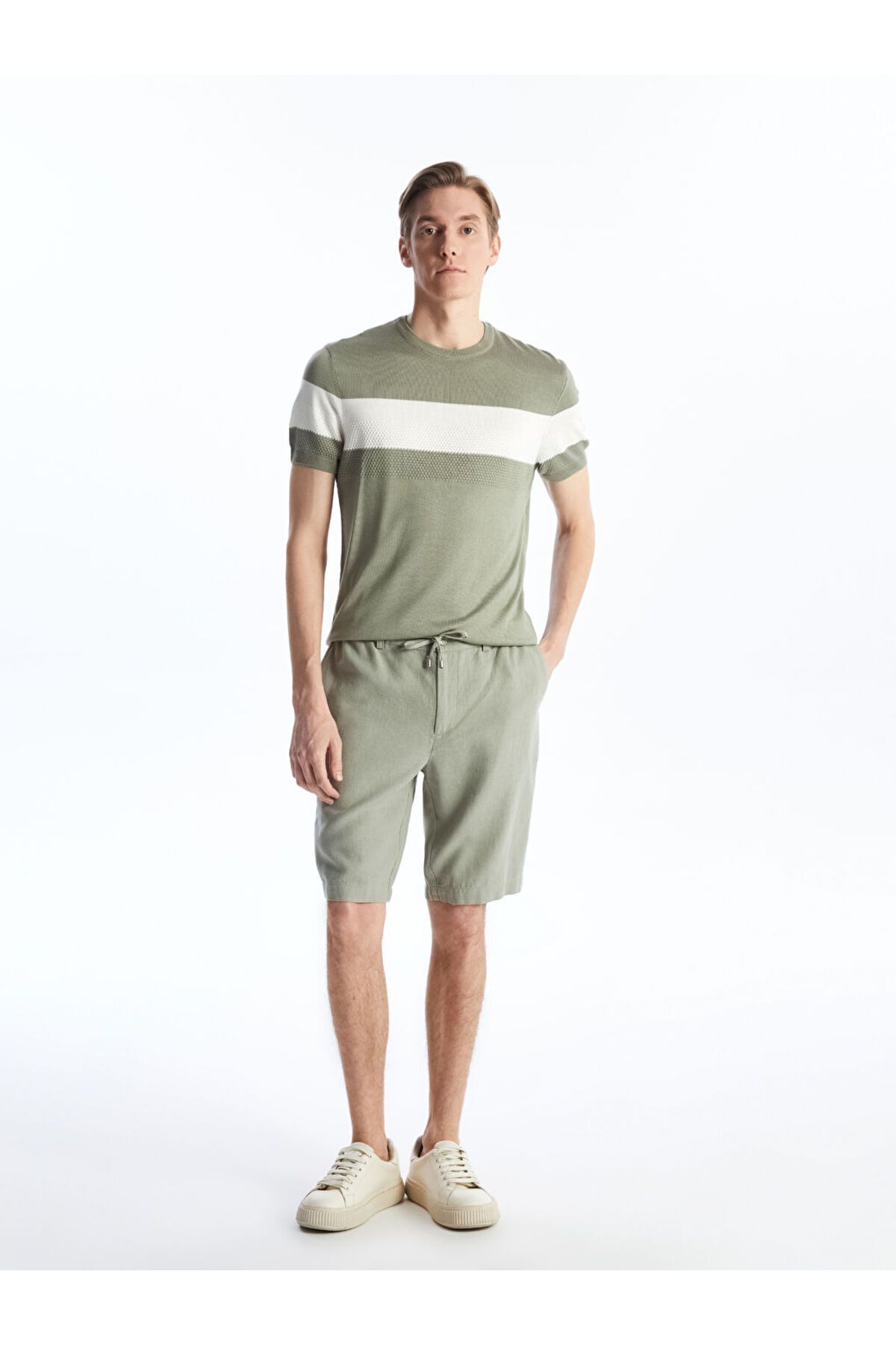 LC Waikiki Slim Fit Keten Karışımlı Erkek Şort