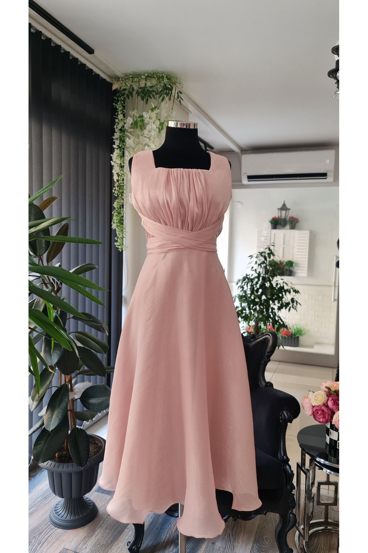 makbuleofficial Pembe Renk Işıltılı Şifon ,Kare Yakalı Söz Nişan Mezuniyet Elbisesi