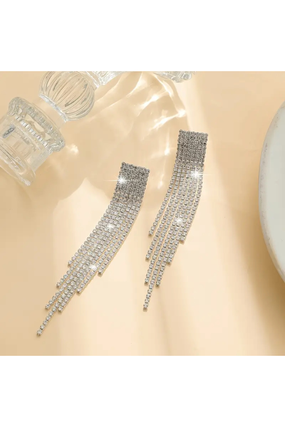 ASYA MODEL GÜMÜŞ RENK ZİRKON TAŞLI UZUN SALLANTILI ABİYE KÜPE 10CM ABİYE KÜPE