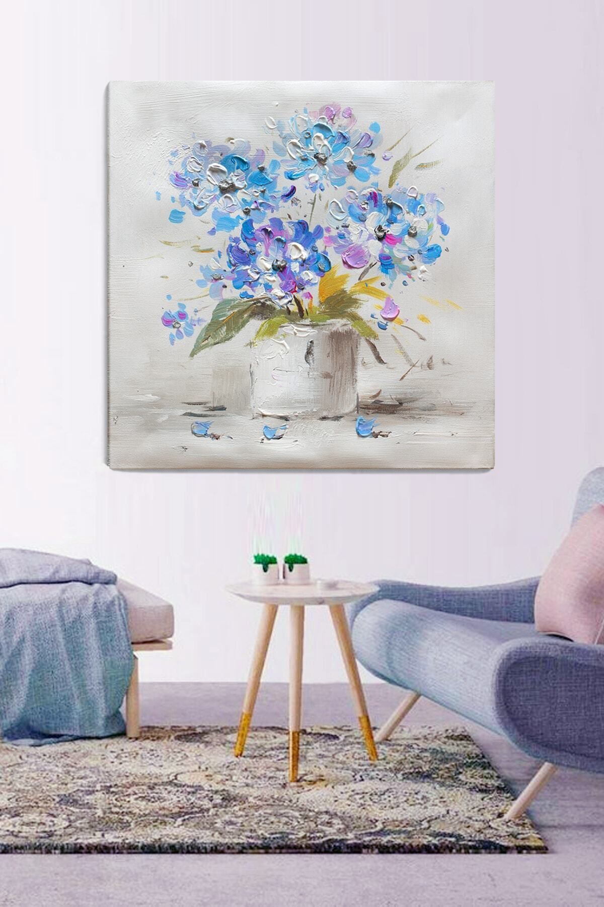 Elioure Mavi ve mor menekşeler temalı 50x50 cm kanvas tablo, şık ve doğal dekorasyon.