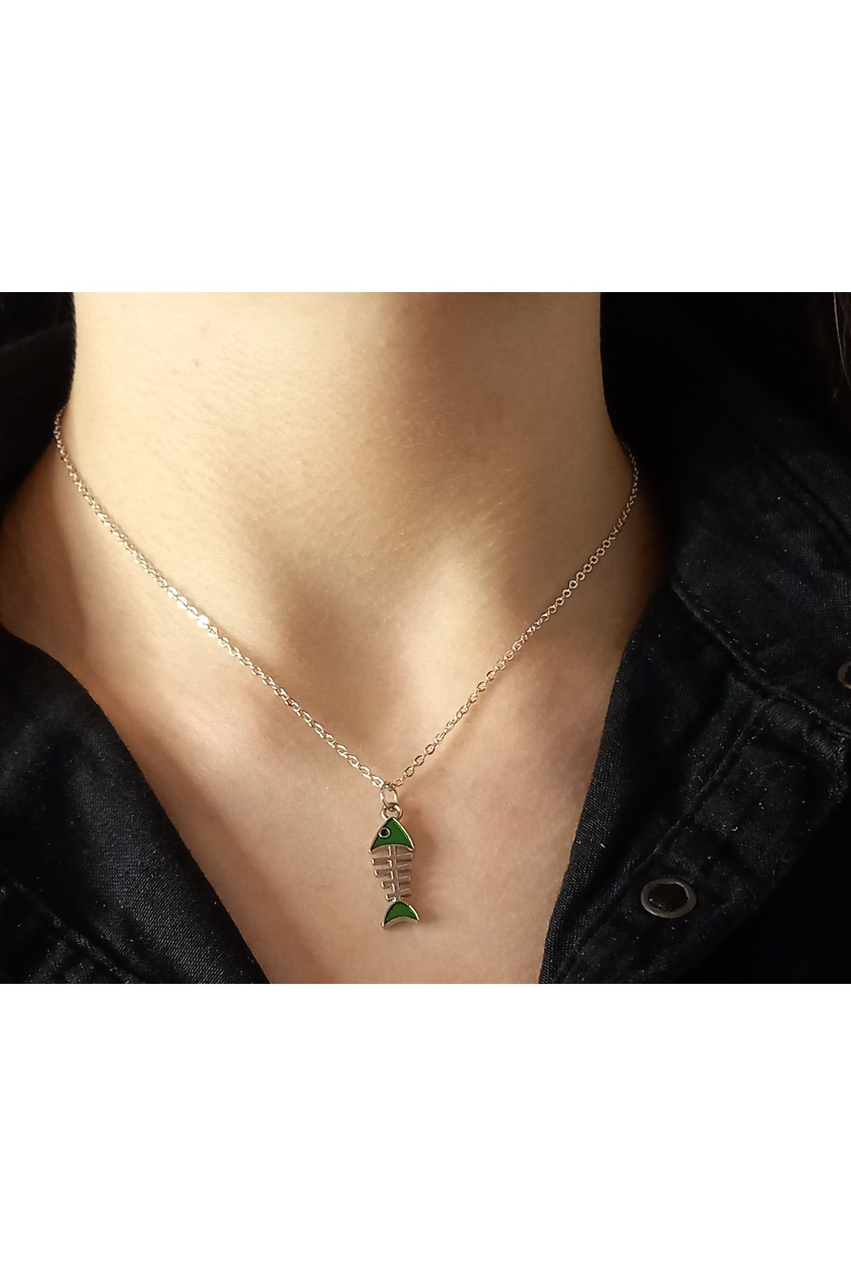 Crystal Atelier Yeşil Balık Kılçığı Gümüş Kaplama Çelik Kolye-Balık Kolye-Kadın Minimal Takı-Balık Kılçığı Kolye