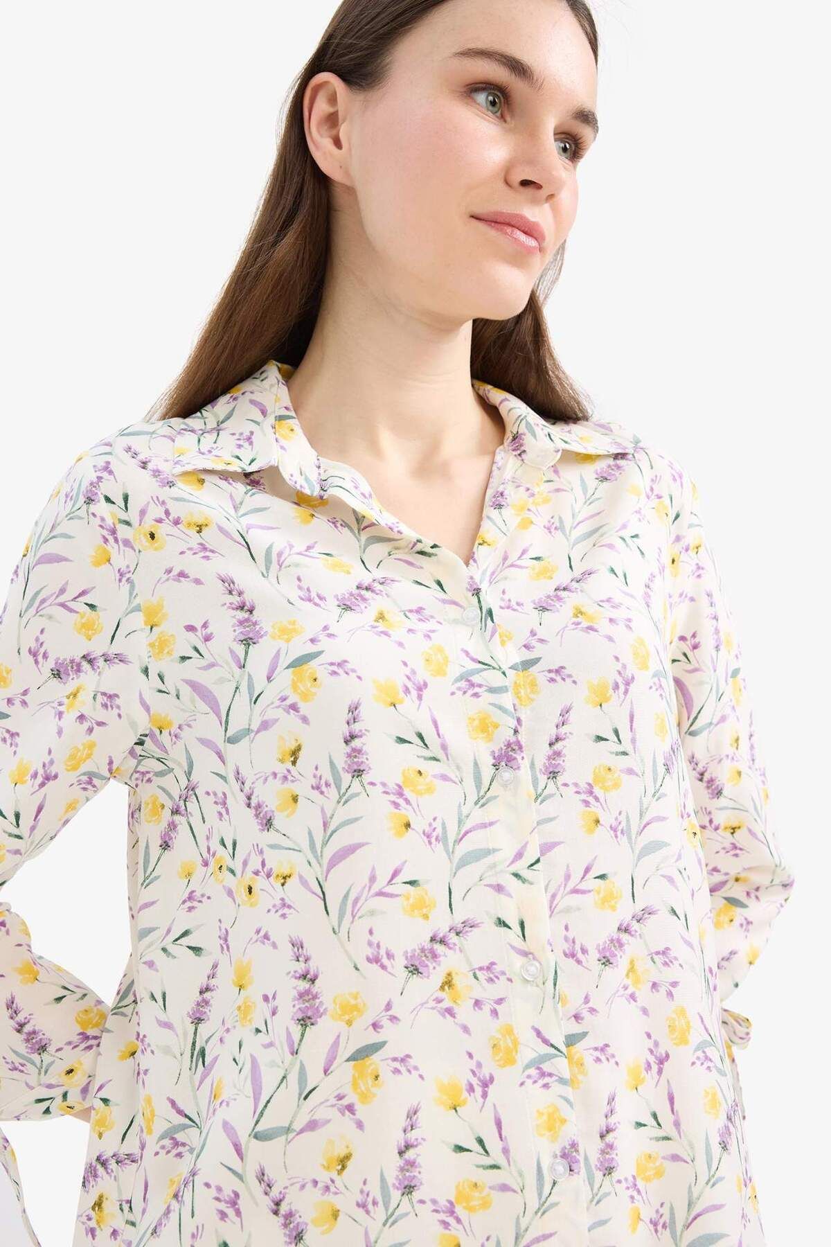 DeFacto Loose Fit Çiçek Desenli Uzun Kollu Gömlek U3701AZ25SM