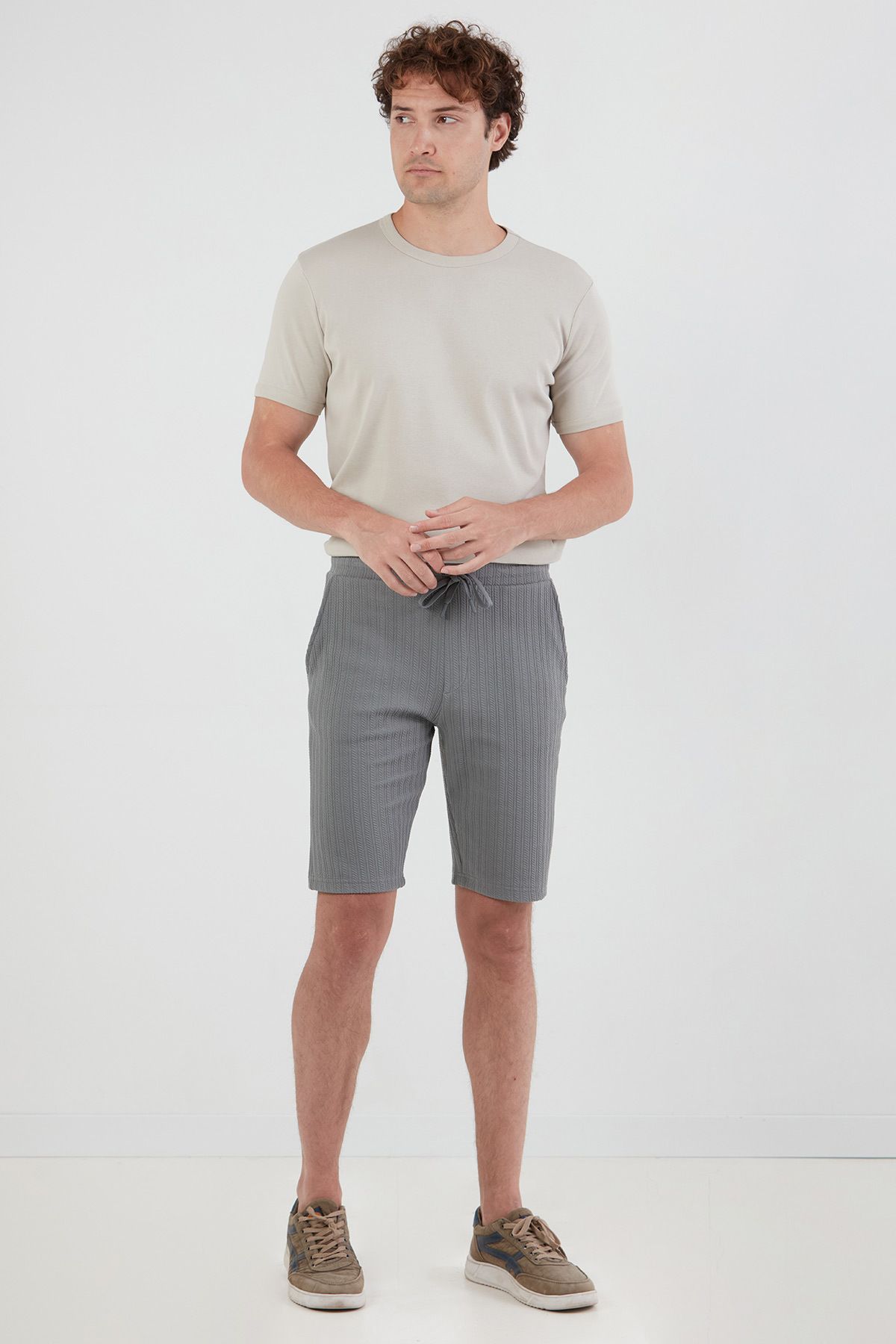 Fulla Moda-Patterned Elastic Waist Shorts 3