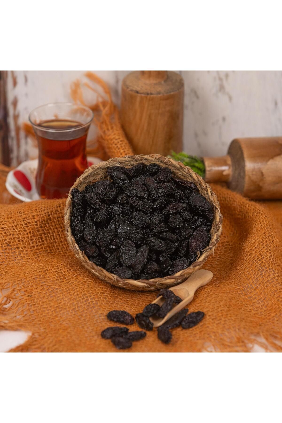 ÜLKÜ KURUYEMİŞ SİYAH YUMUŞAK BESNİ ÜZÜMÜ 750GR