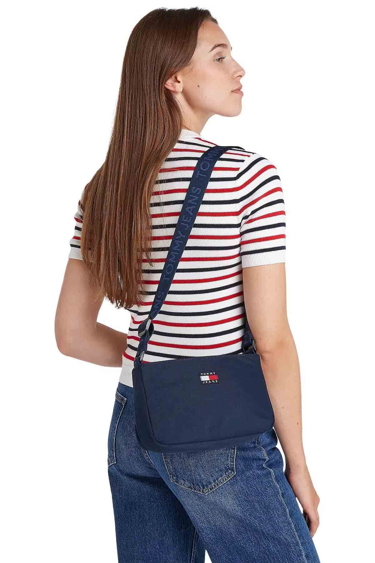 Tommy Hilfiger Kadın TJW Daily Shoulder Bag Omuz Çanta - Lacivert