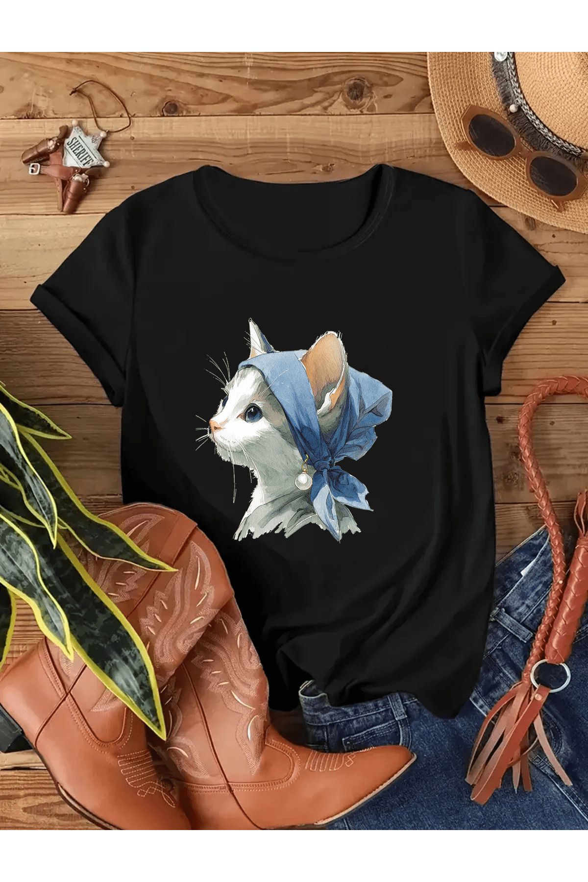MAGORS İNCİ KÜPELİ KEDİ BASKILI BİSİKLET YAKA PAMUKLU KISA KOLLU KADIN VE ÇOCUK TSHIRT