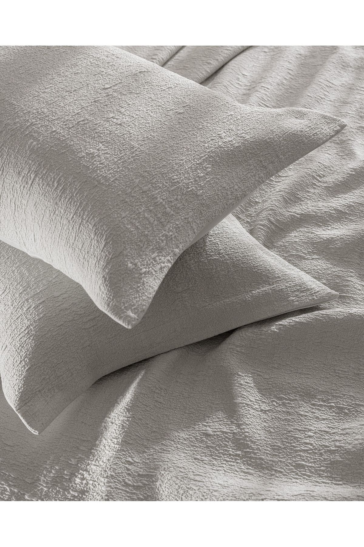 Madame Coco-Labenne Double Bedspread - Gray 6