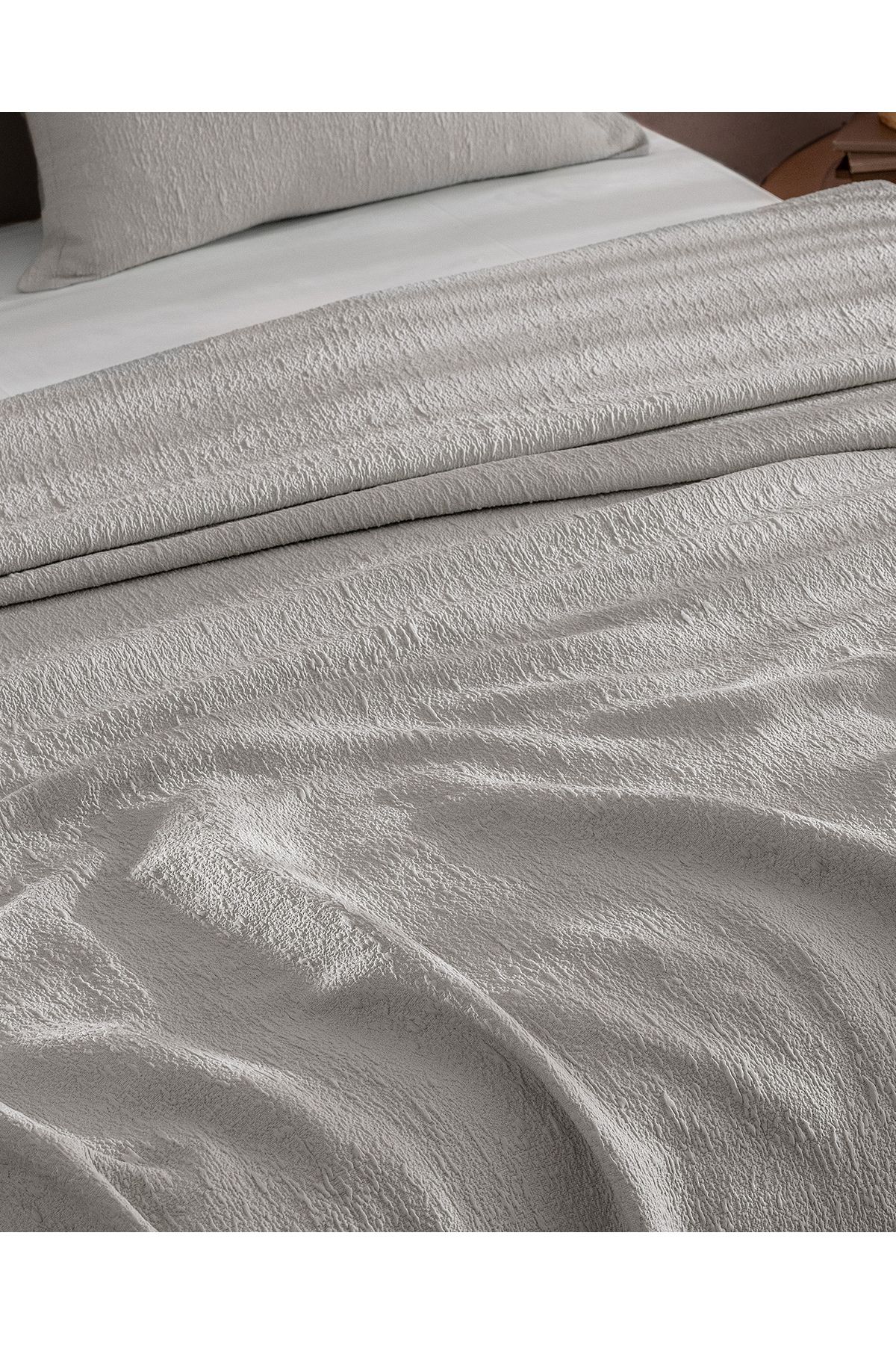 Madame Coco-Labenne Double Bedspread - Gray 4