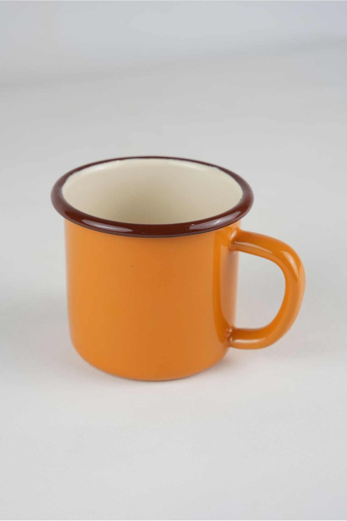 birgibazaar Retro Tarz Emaye Bardak – Turuncu Renkli 300 ml Dayanıklı Kupa